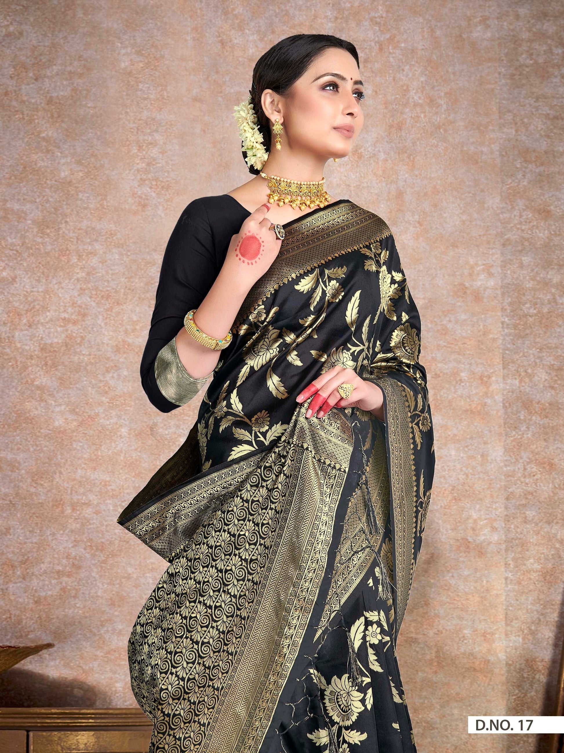 Vardha Beautiful Black Woven Banarasi Saree | Swadesiicart
