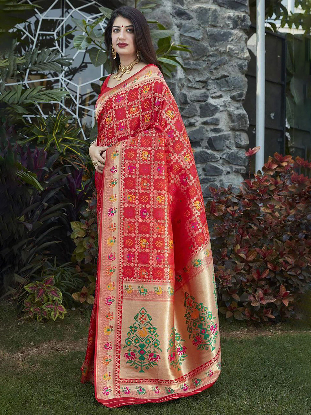 Kalini Red Silk Blend Designer Banarasi Saree | Swadesiicart
