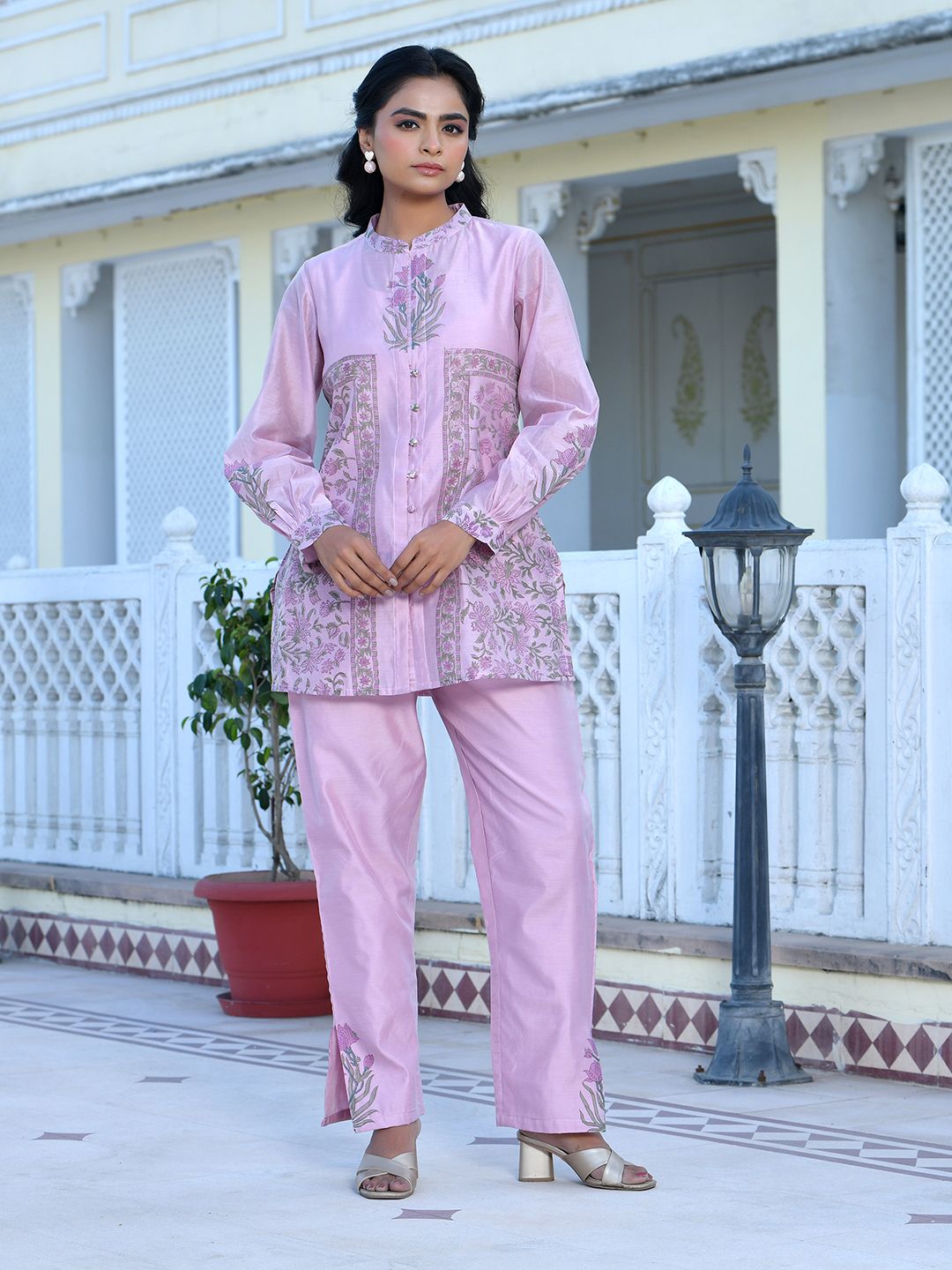 Vaasva Women's Soft Pink Chanderi Block Printed Cord Set - Swadesiicart