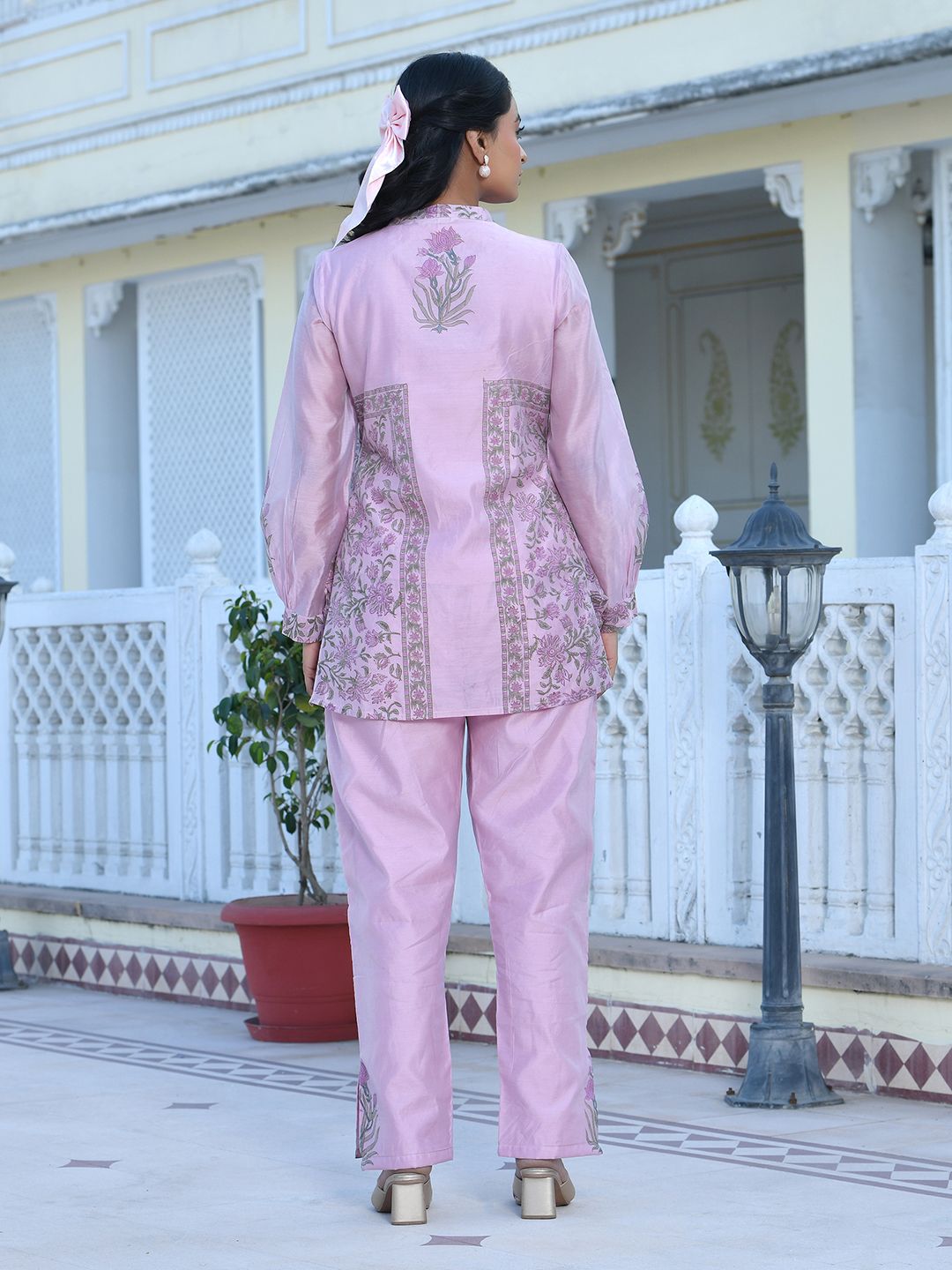 Vaasva Women's Soft Pink Chanderi Block Printed Cord Set - Swadesiicart