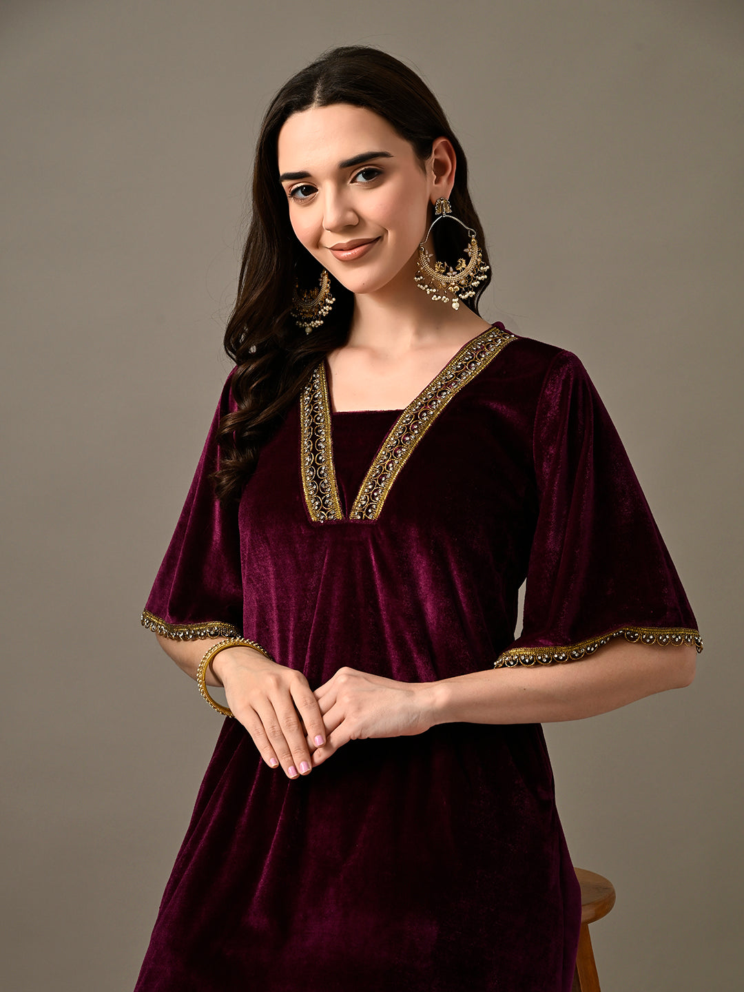 Myshka Women's Magenta Velvet Kurta Pant - Swadesiicart