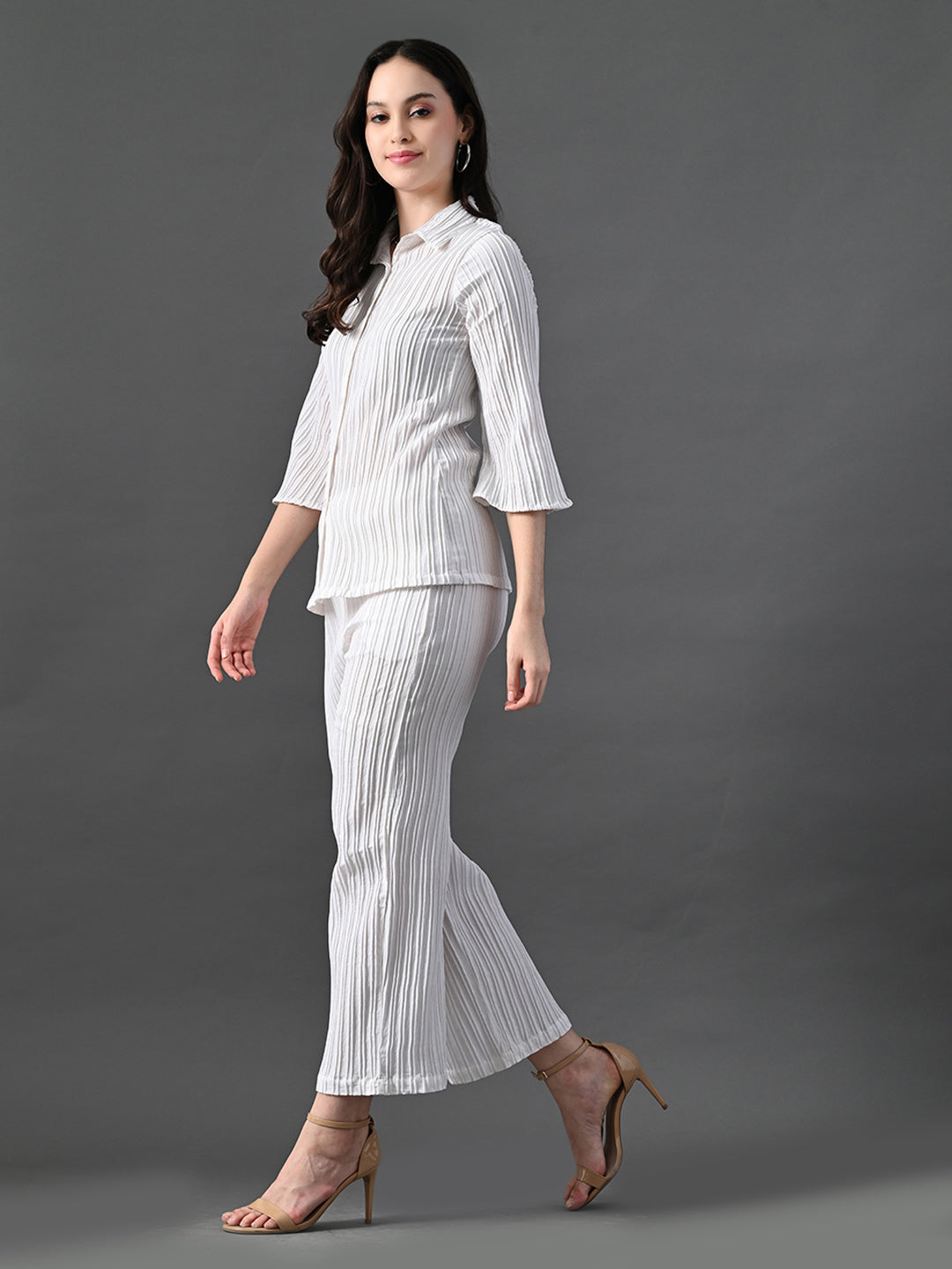 Myshka Women's White Pleated Co-Ord Set - Swadesiicart