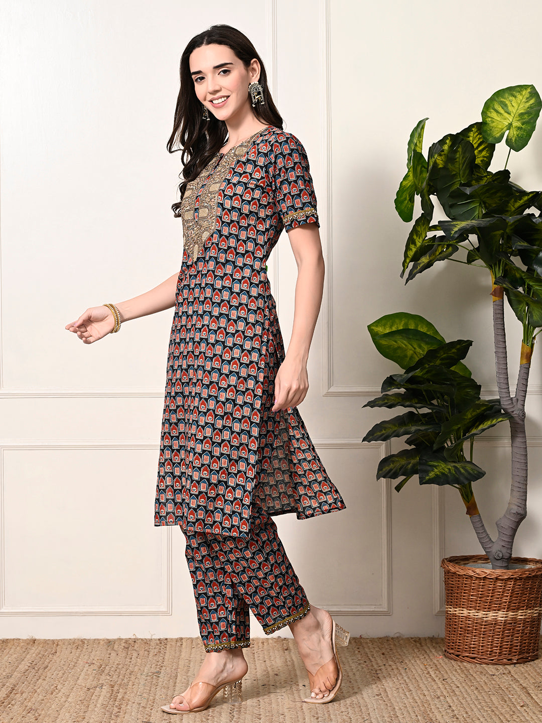 Myshka Women's Cotton Printed Kurta Set - Swadesiicart