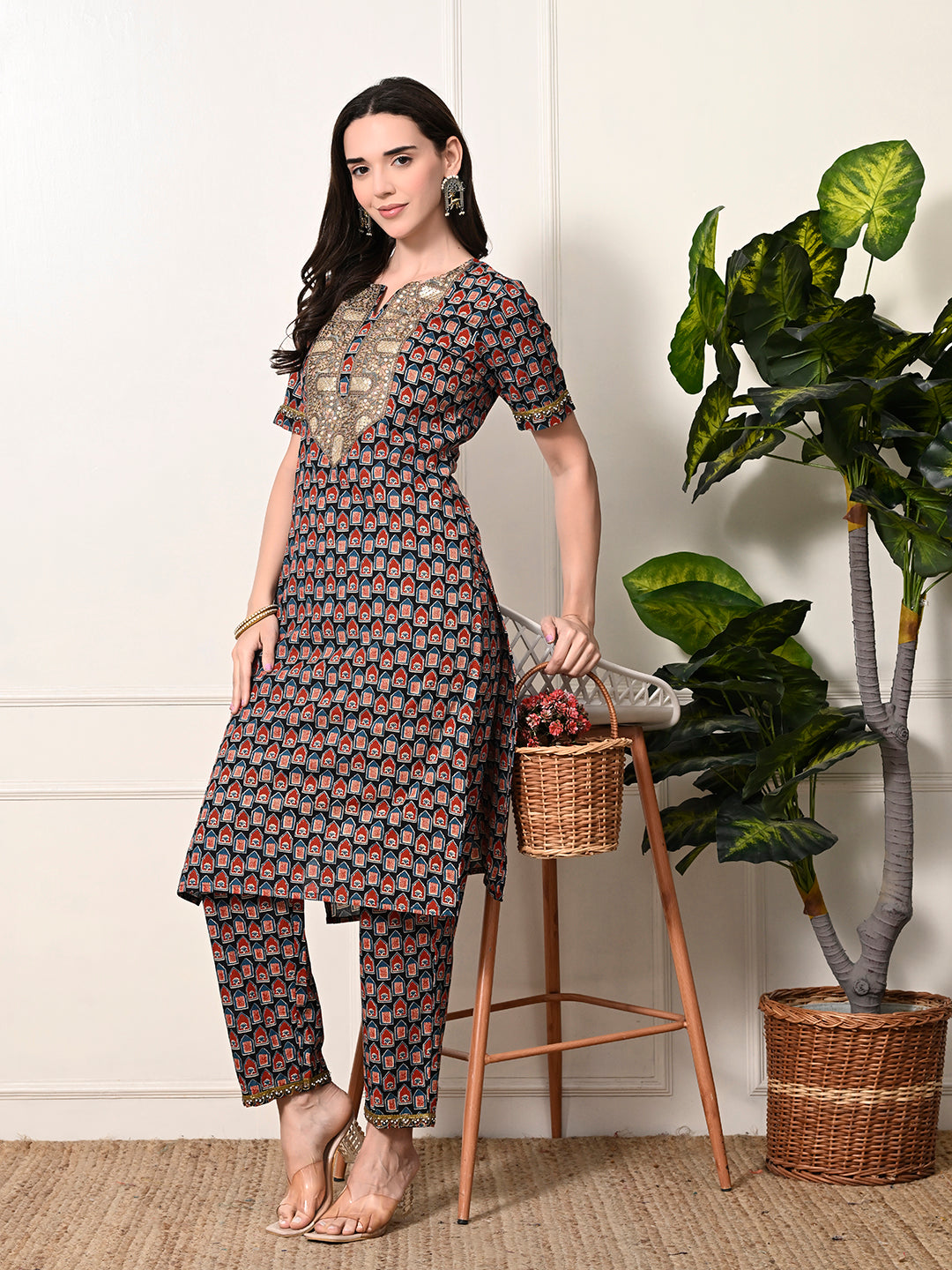 Myshka Women's Cotton Printed Kurta Set - Swadesiicart