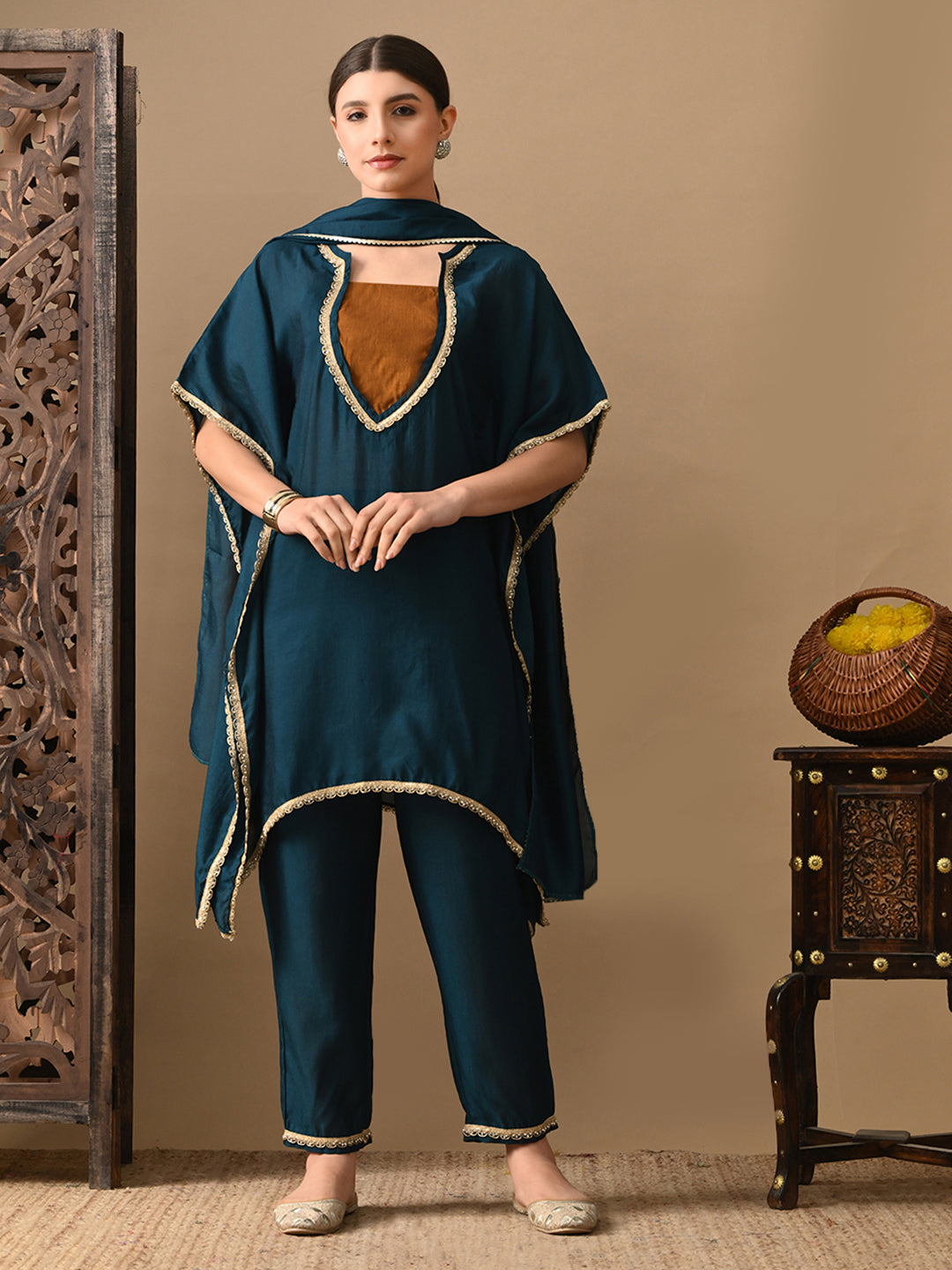 Myshka Green Silk Blend Kaftan Sweetheart Neck Short Sleeves Kurta Trousers With Dupatta - Swadesiicart