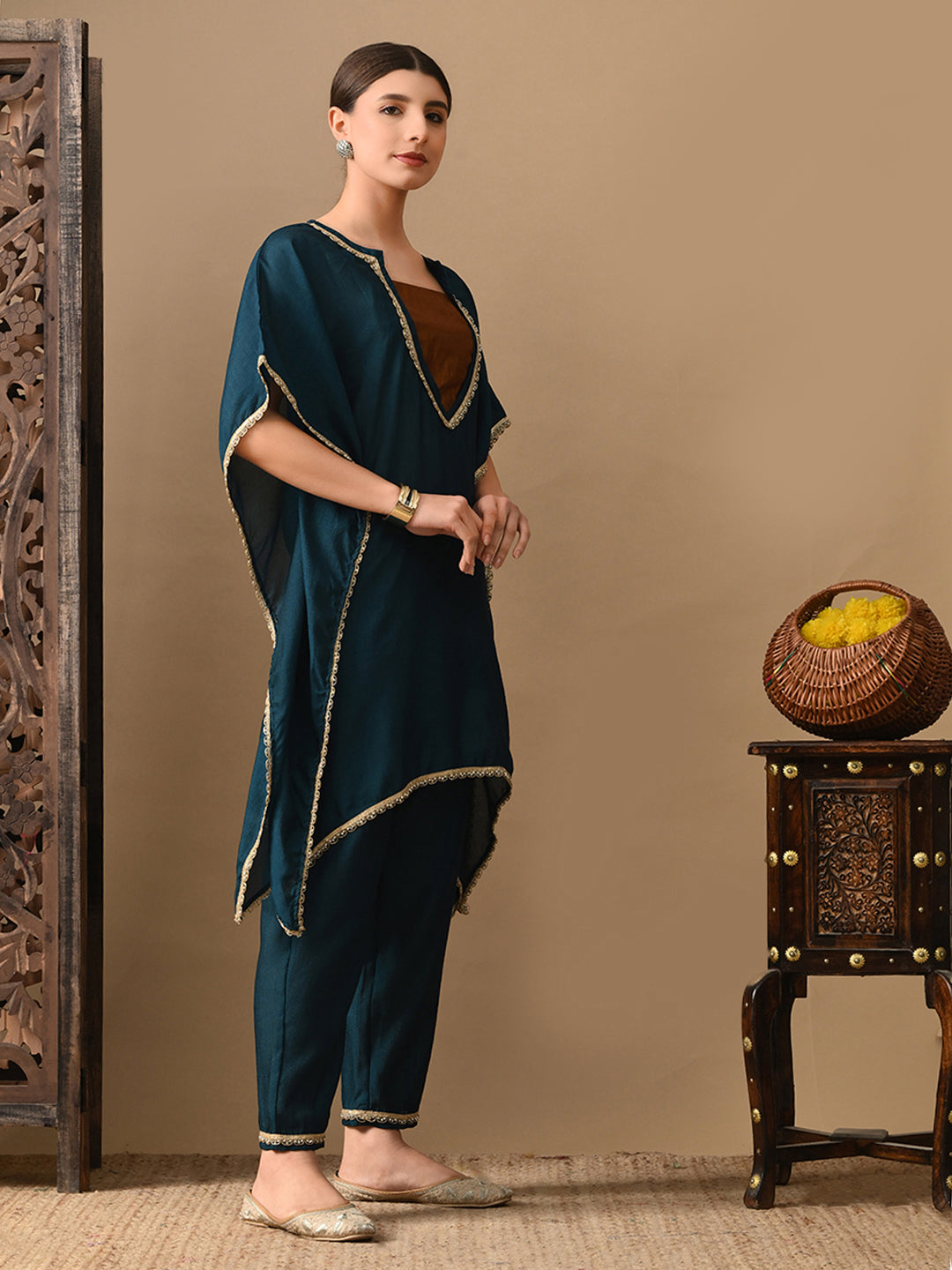 Myshka Green Silk Blend Kaftan Sweetheart Neck Short Sleeves Kurta Trousers With Dupatta - Swadesiicart