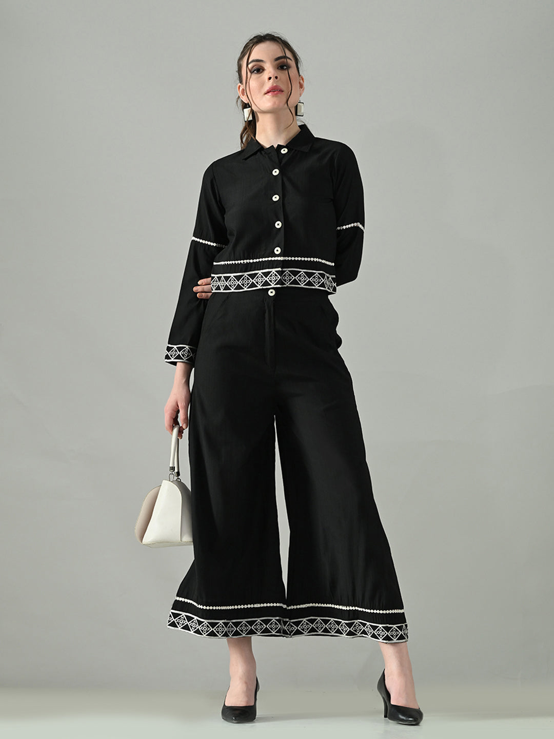 Myshka Women Black Embroidered Co-Ord Set - Swadesiicart