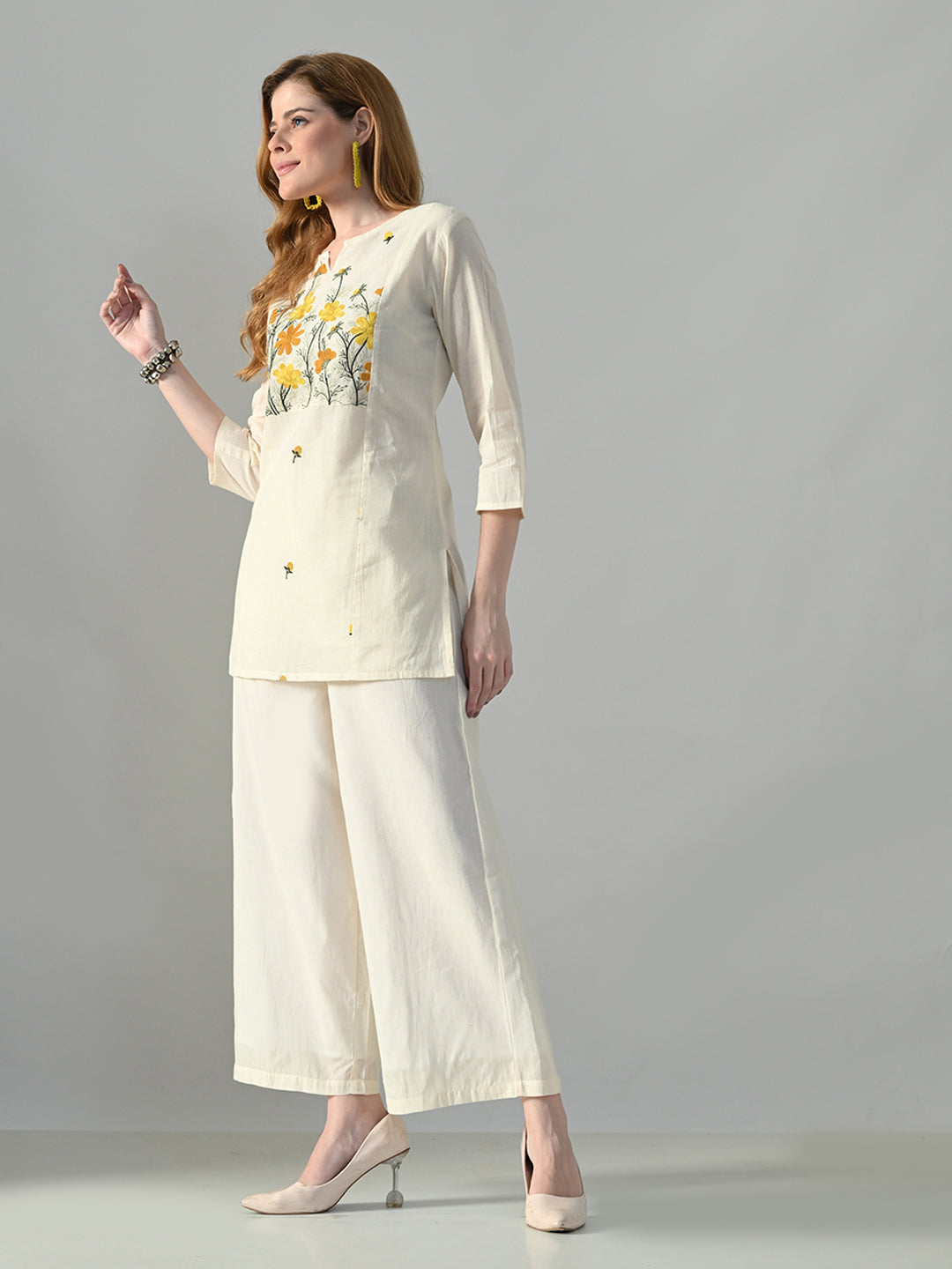 Myshka Women Off White Multicolor Thread Embroidered Co-Ord Set - Swadesiicart