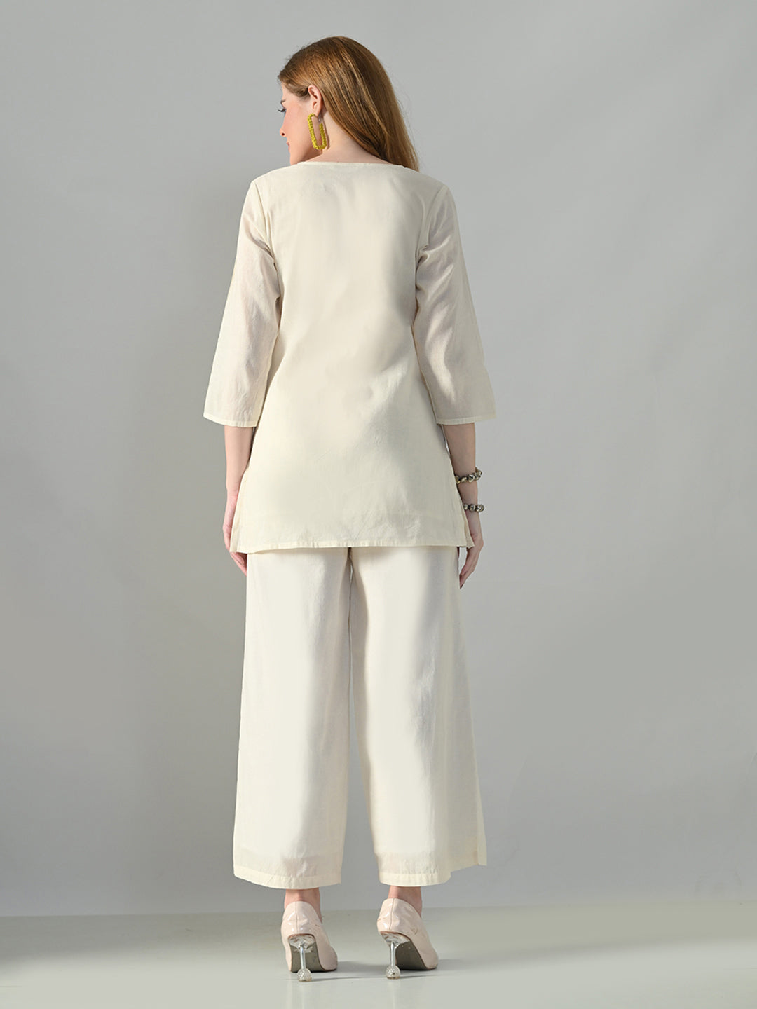 Myshka Women Off White Multicolor Thread Embroidered Co-Ord Set - Swadesiicart