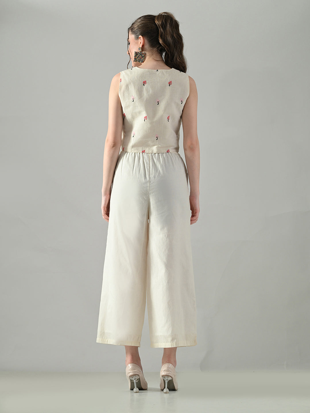 Myshka Women Off White Multicolor Thread Embroidered Co-Ord Set - Swadesiicart