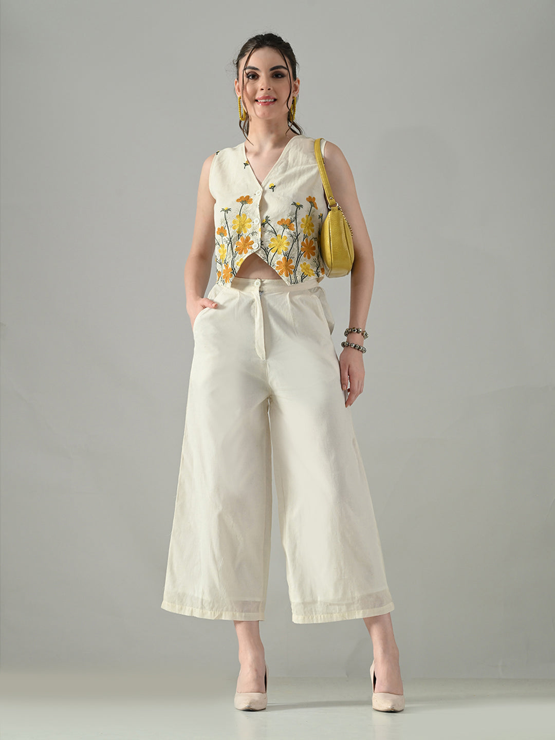 Myshka Women Off White Multicolor Thread Embroidered Co-Ord Set - Swadesiicart