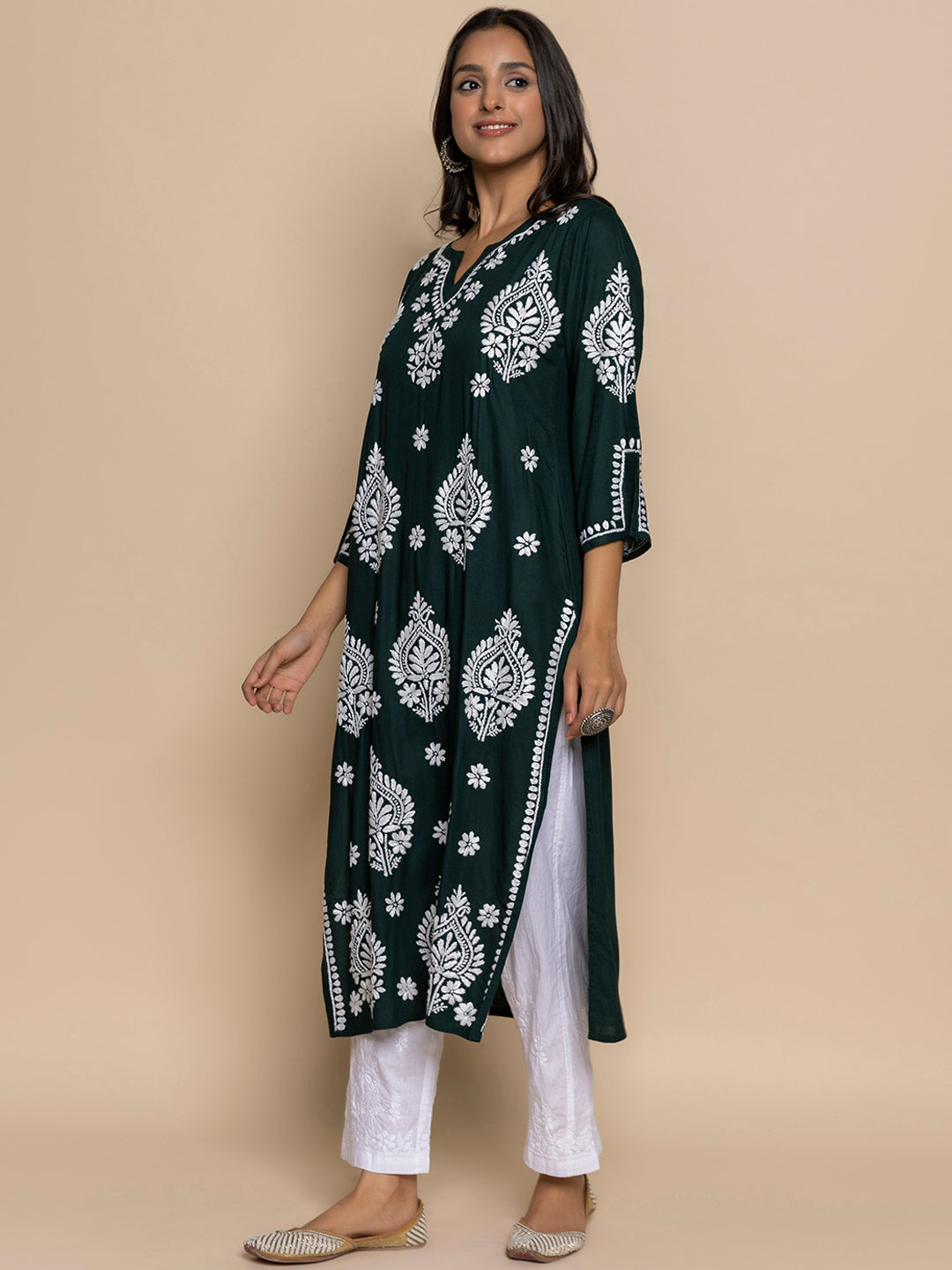 HOUSE OF KARI Chikankari Embroidered Straight Kurta | Swadesiicart
