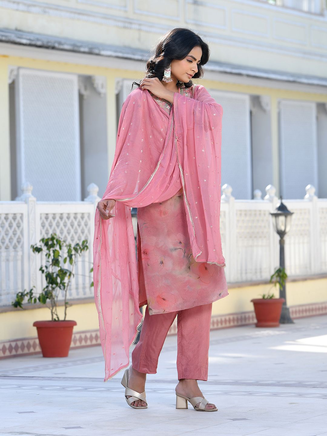 Vaasva Women's Pink Viscose Tissue Digital Printed Suit Set | Swadesiicart