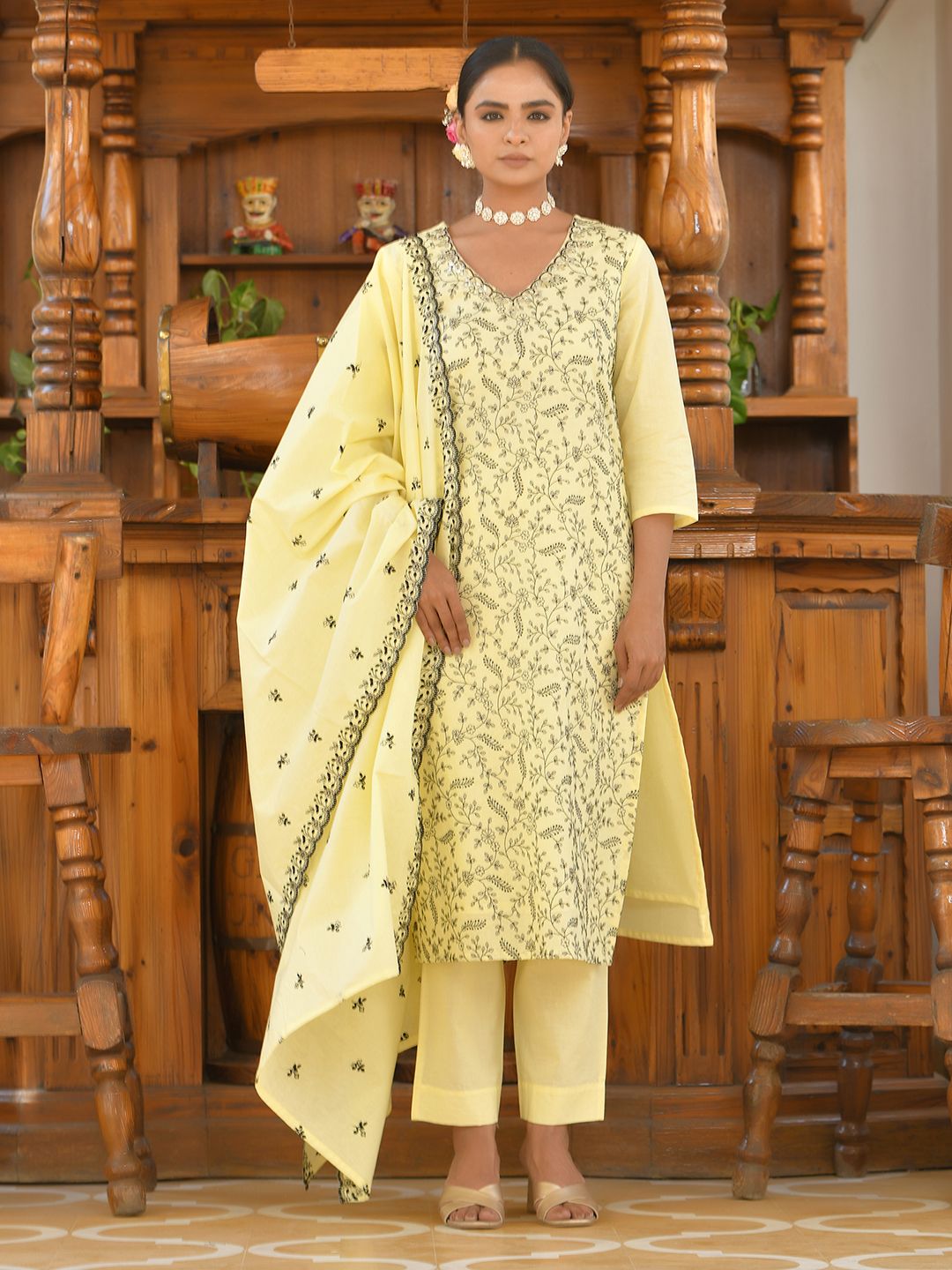 Vaasva Women's Cotton Solid Lemon Embroidered Suit Set | Swadesiicart