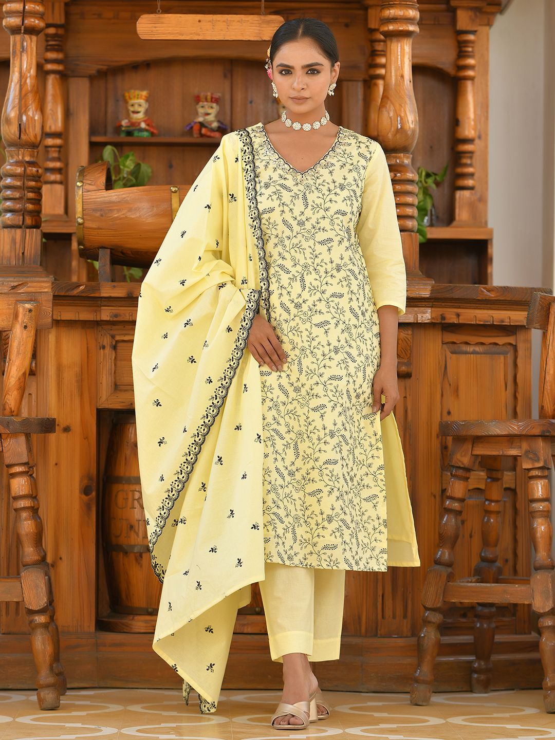 Vaasva Women's Cotton Solid Lemon Embroidered Suit Set | Swadesiicart