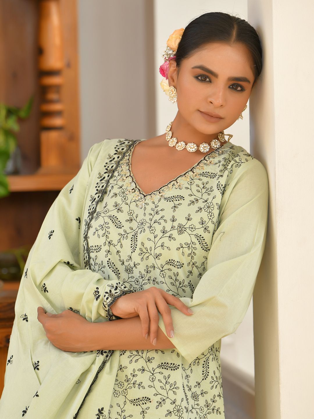 Vaasva Women's Cotton Solid Pista Embroidered Suit Set | Swadesiicart