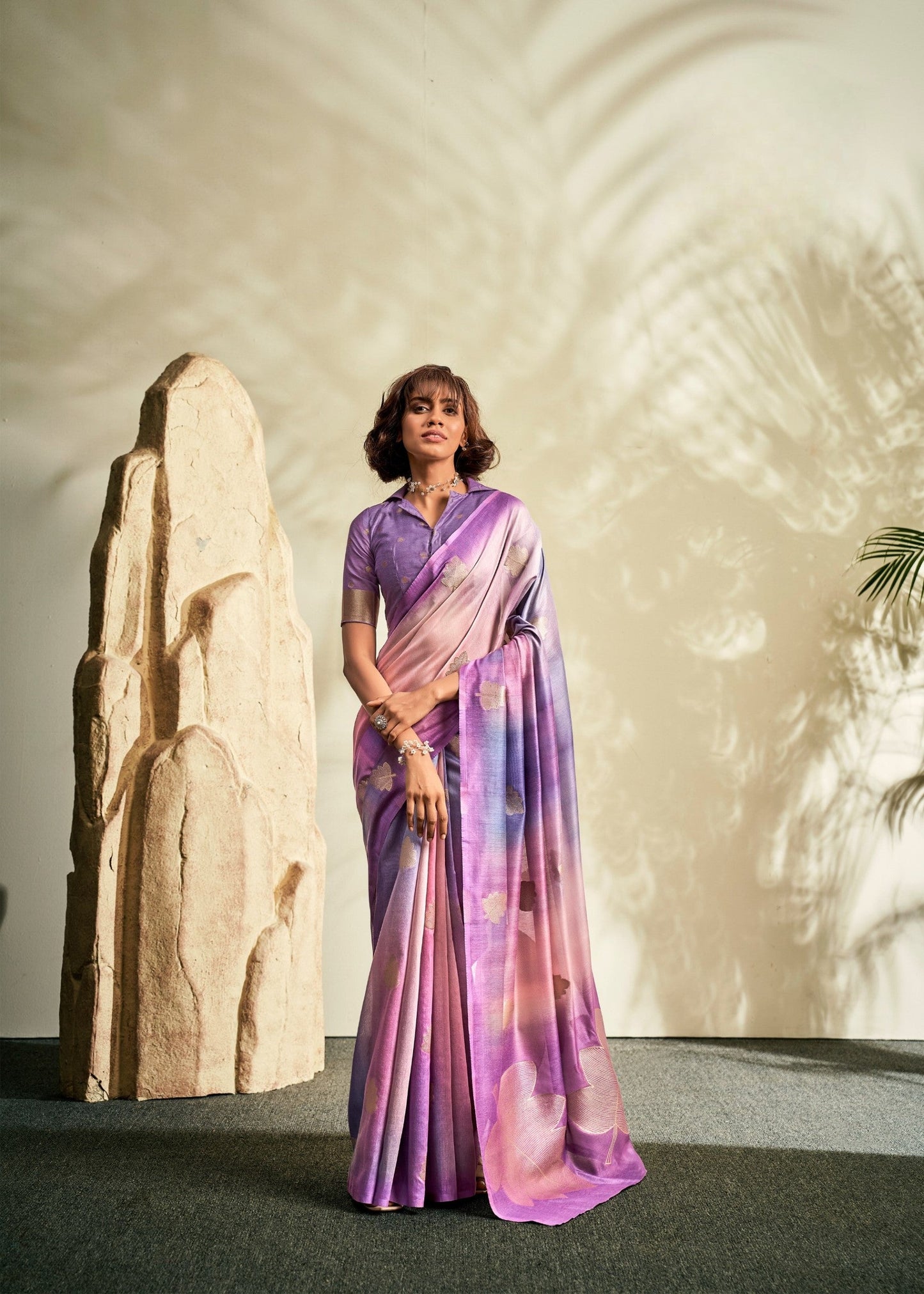 Anaita Lavender Printed Handloom Khadi Silk Silk Saree With Blouse