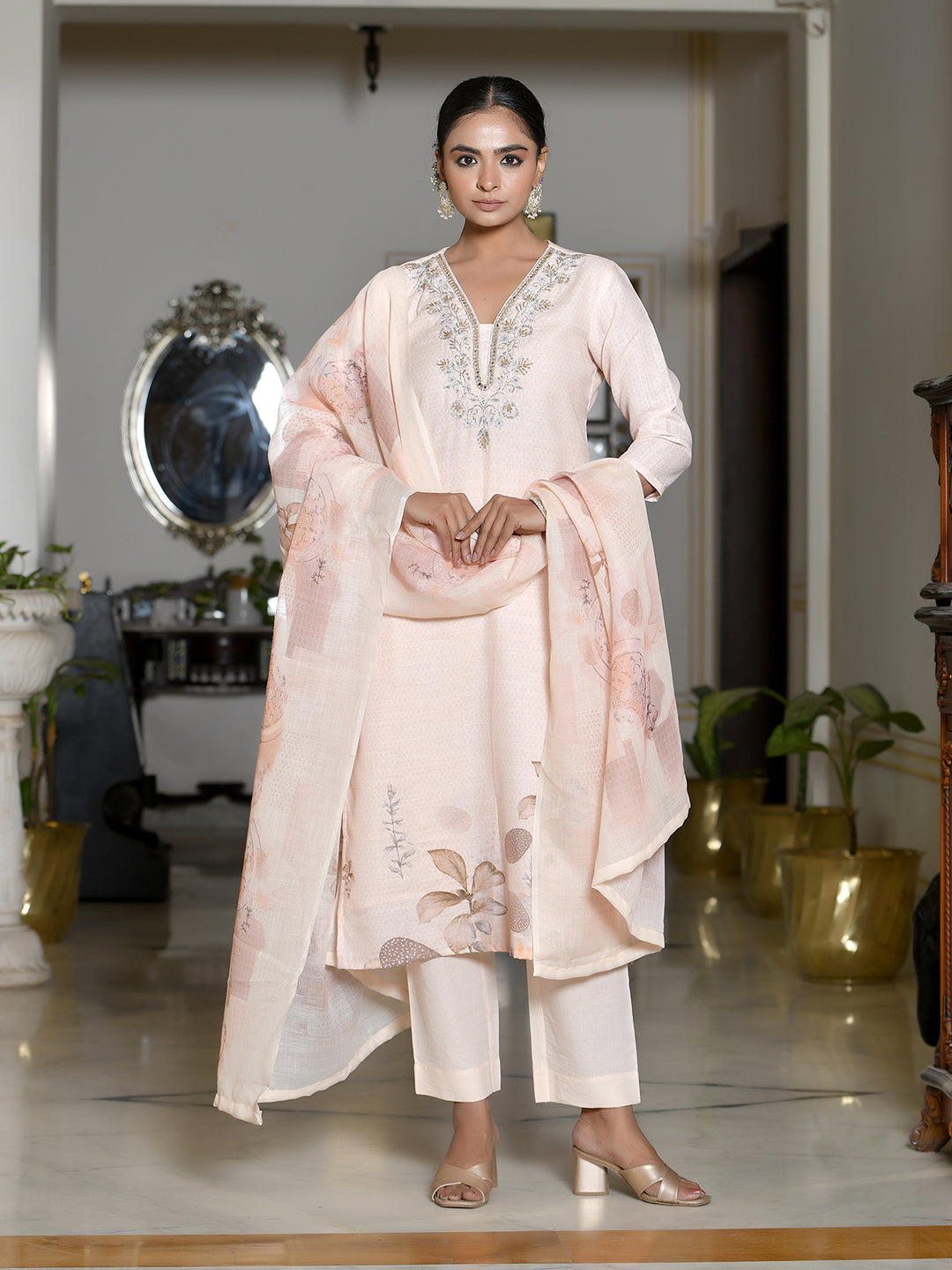 Vaasva Women's Peach Linen Suit Set With Printed Dupatta | Swadesiicart