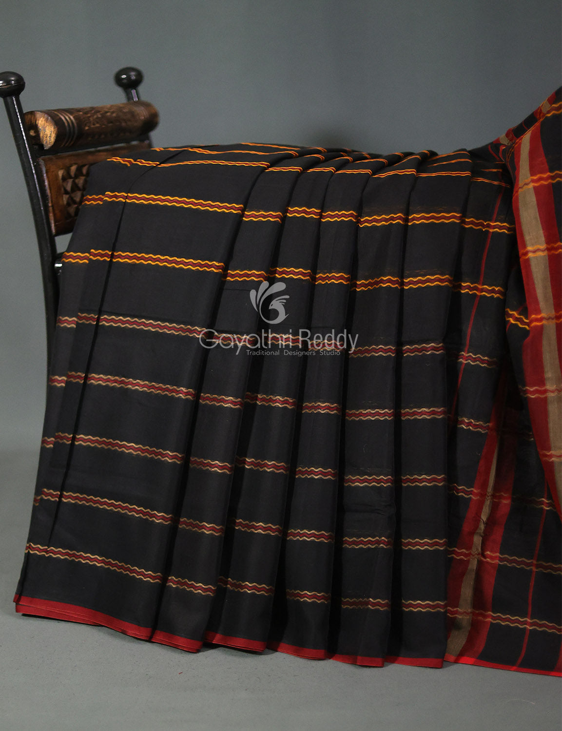 Combo of Black and Red Pure Narayanpet Cotton Saree By Gayathri Reddy Designer Studio | Swadesiicart