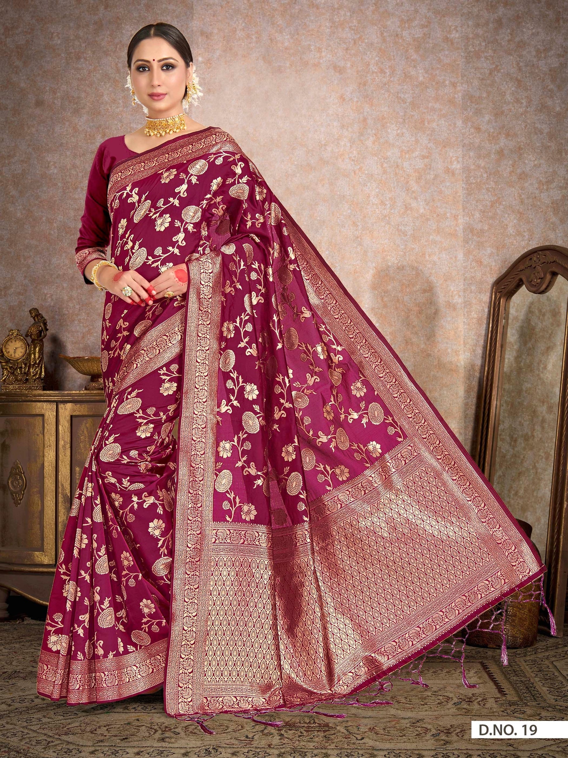 Vardha Plum Purple Woven Banarasi Saree | Swadesiicart
