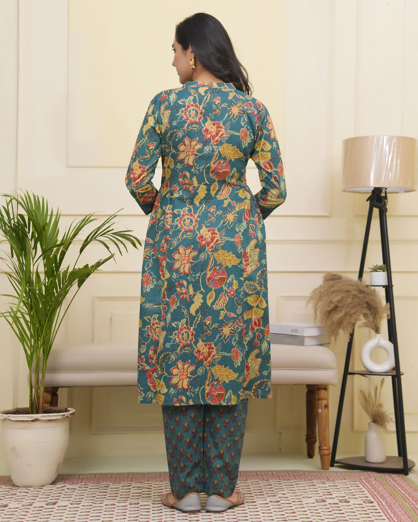 Vaasva Women Dark Sea Cotton Gathered Kurta With Cotton Pant & Dupatta | Swadesiicart