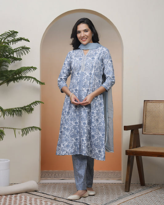 Vaasva Women Grey Panel Kurta With Cotton Pant & Dupatta | Swadesiicart