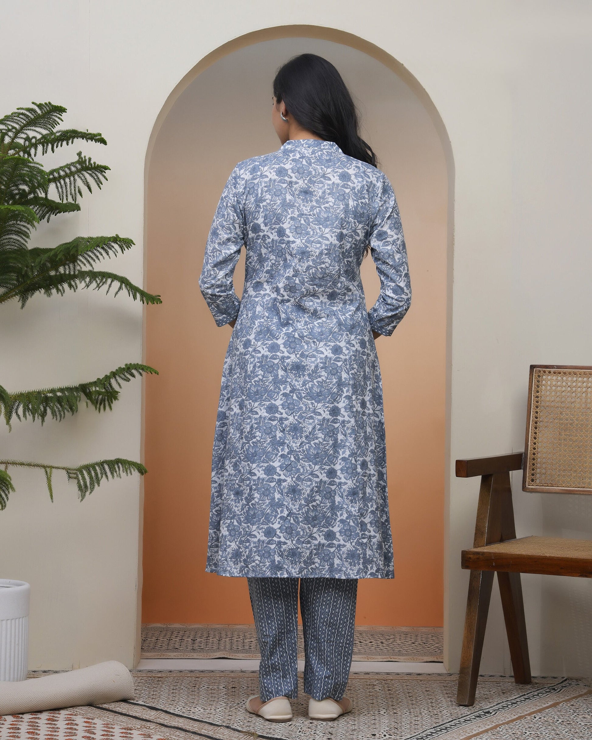 Vaasva Women Grey Panel Kurta With Cotton Pant & Dupatta | Swadesiicart