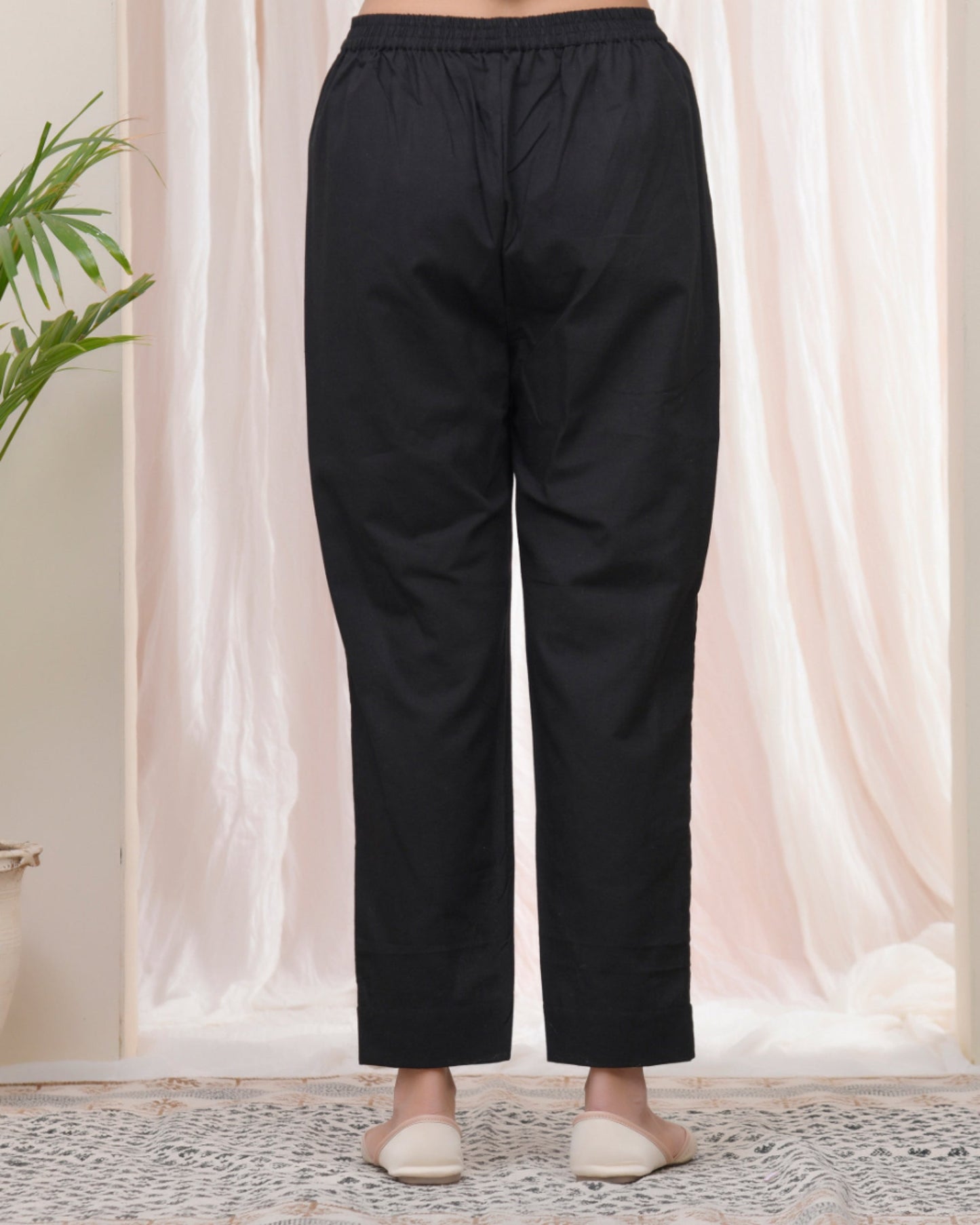 Vaasva Women Black Cotton Flax Solid Straight Pants | Swadesiicart