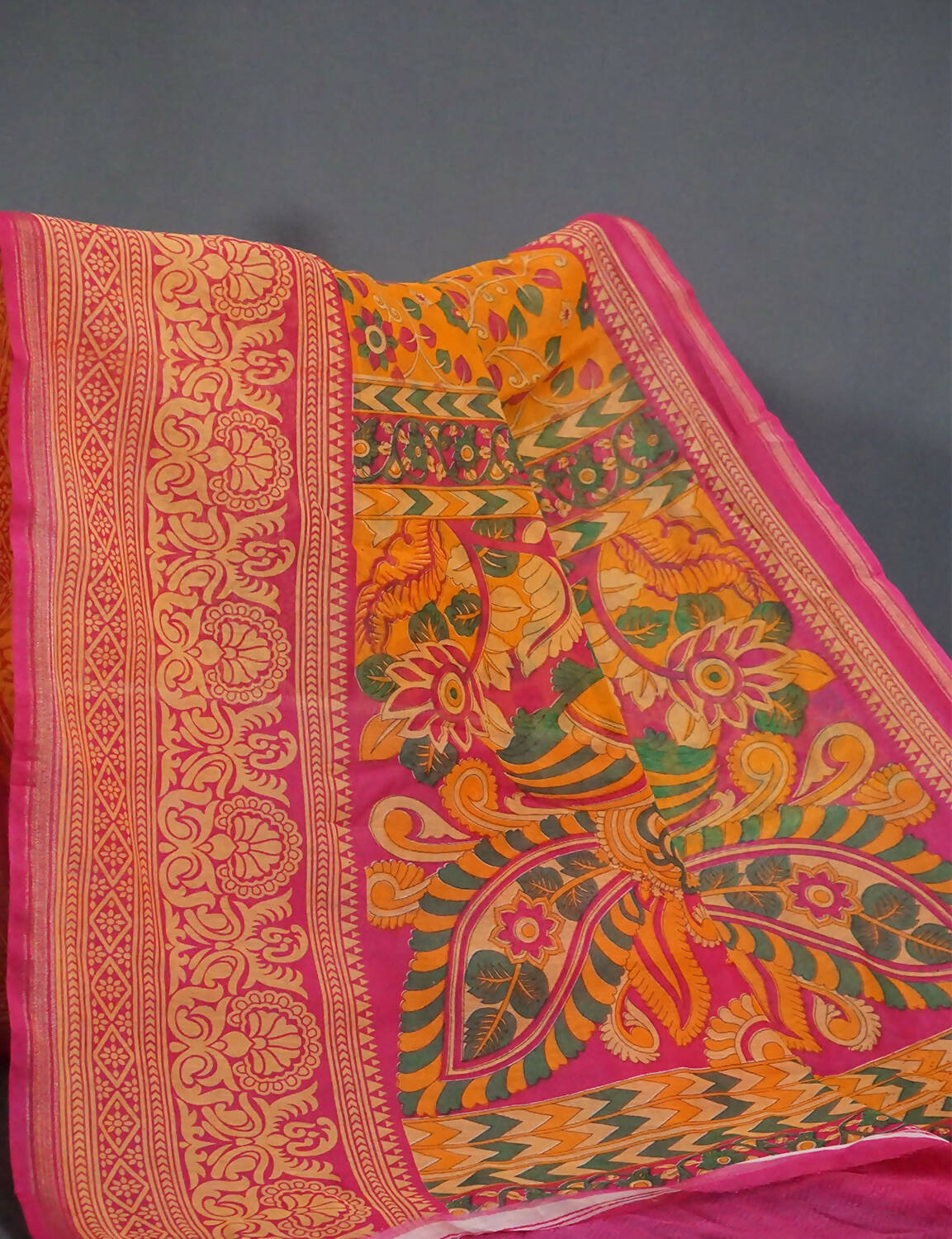 Shades Of Yellow Kalamkaari Design Semi Chanderi Saree With Contrast Blouse By Gayathri Reddy Designer Studio | Swadesiicart