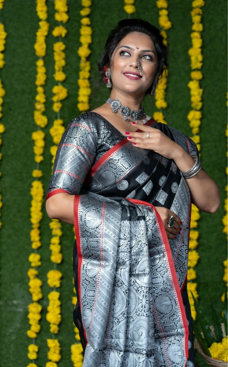 Jyoti Fashion Women's Black Soft Handloom Silk Zari Woven Saree with Blouse | Swadesiicart