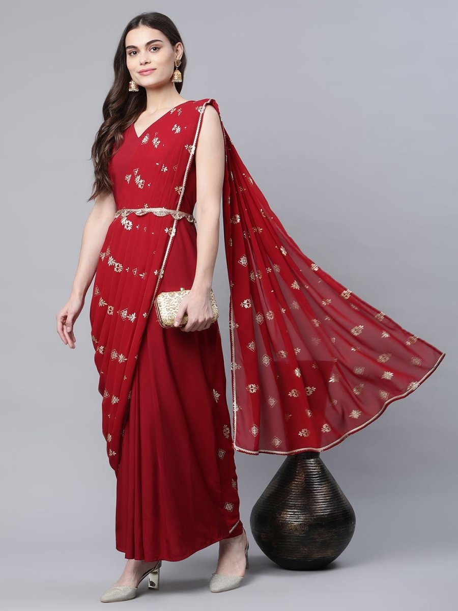 Ahalyaa Women Maroon Crepe Georgette Printed Saree Dress With Printed Pallu | Swadesiicart