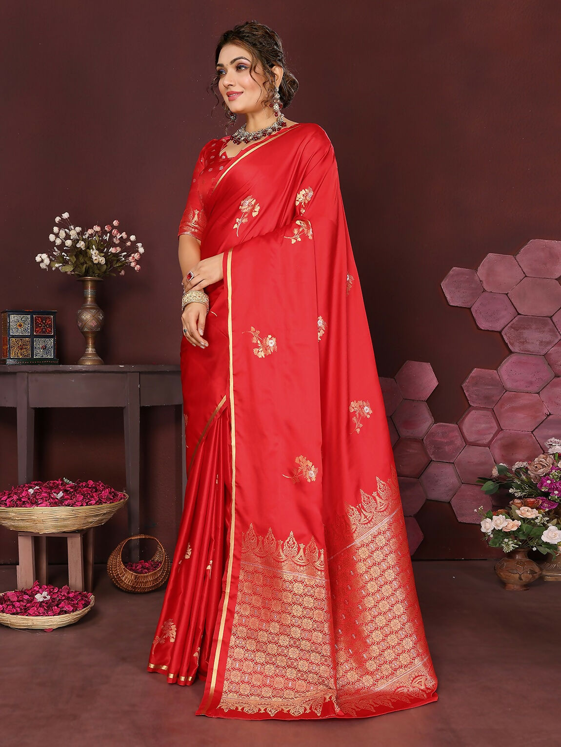 Joban Fashion Red Floral Banarasi Silk Sarees | Swadesiicart