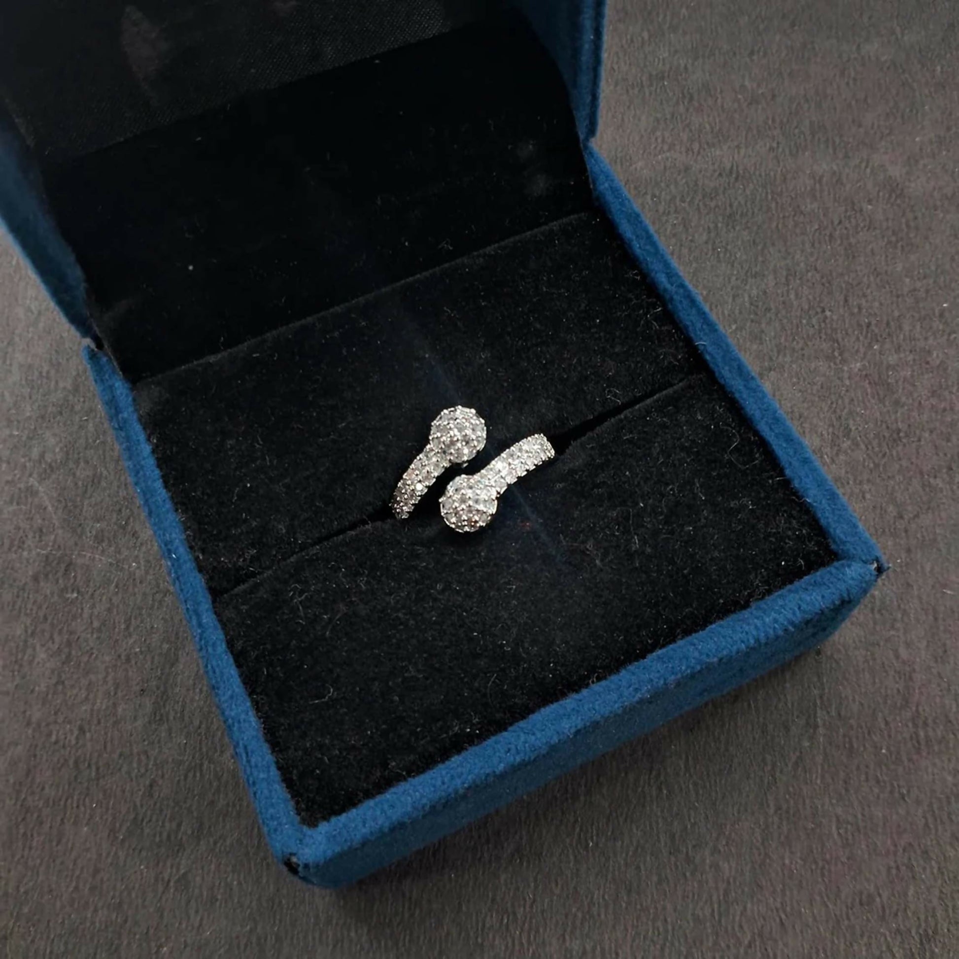 Joban Fashion Silver Brass Adjustable Ring | Swadesiicart