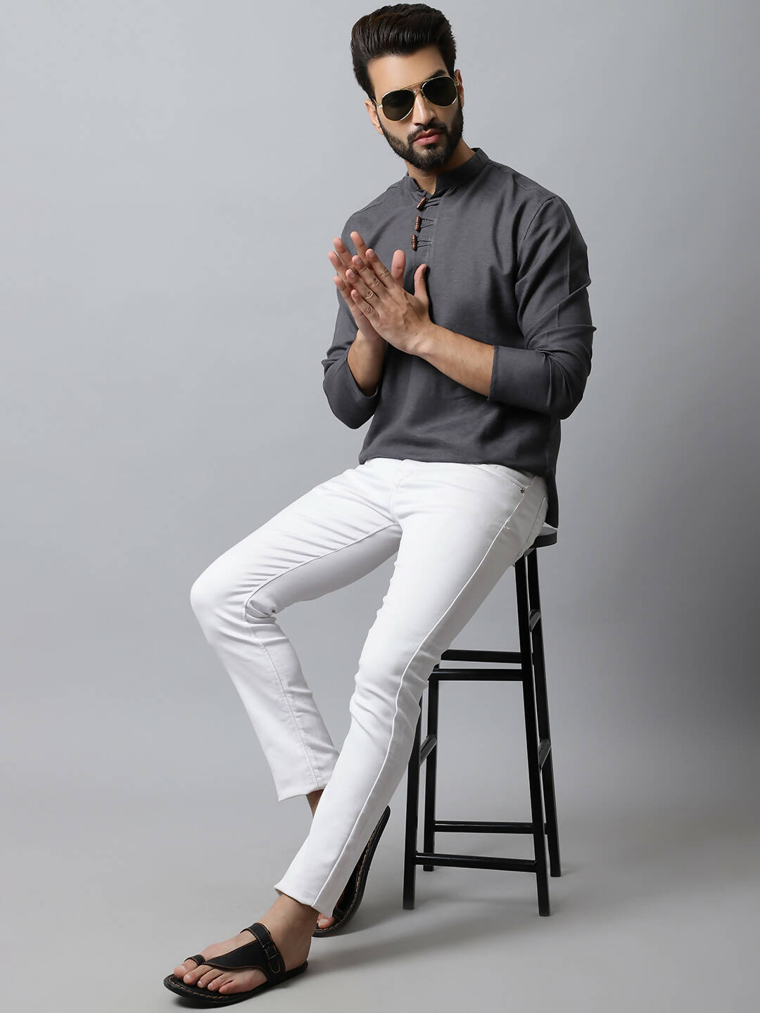 Even Apparels Grey Color Pure Cotton Men's Kurta With Side Placket (SLD1202) | Swadesiicart