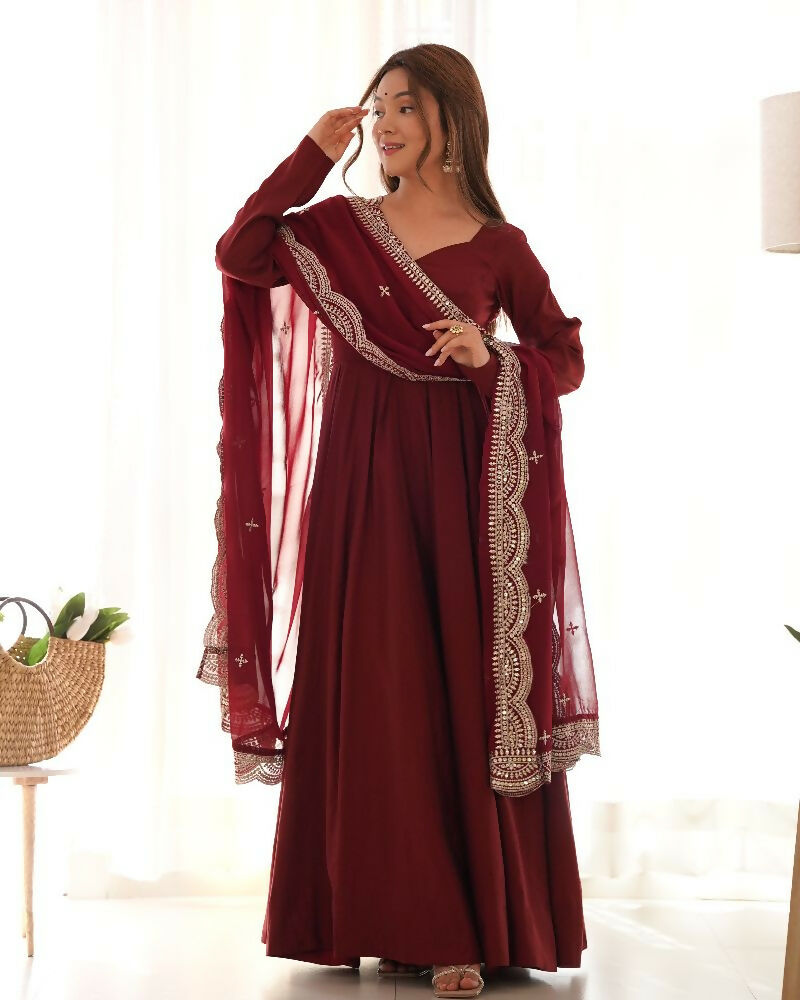 Joban Fashion Maroon Kurta Set Chanderi Sequence Embroidery Work - Swadesiicart
