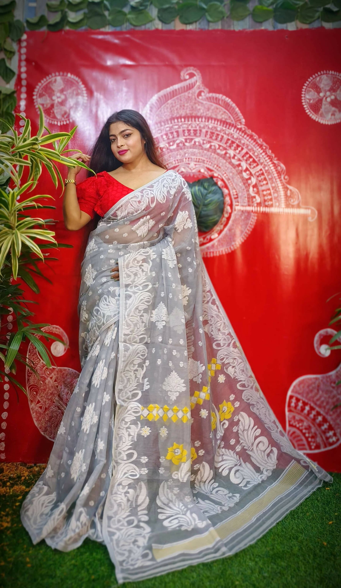 Exclusive Collection Handloom Dhakai Jamdani Saree - Ash - Swadesiicart