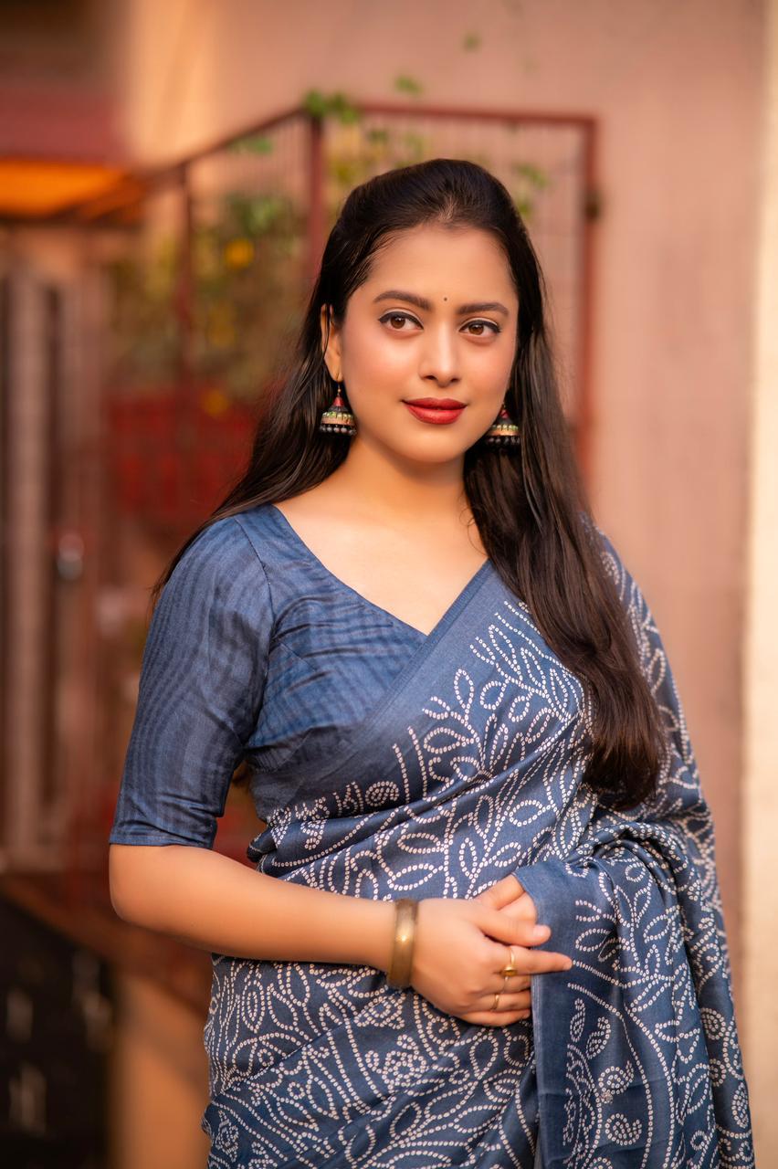 Grey Silk Blend Ajrak Saree with Unstitched Blouse - Hiral Fashion | Swadesiicart
