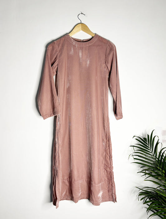 trueBrowns Light Pink Velvet High neck Kurta | Swadesiicart