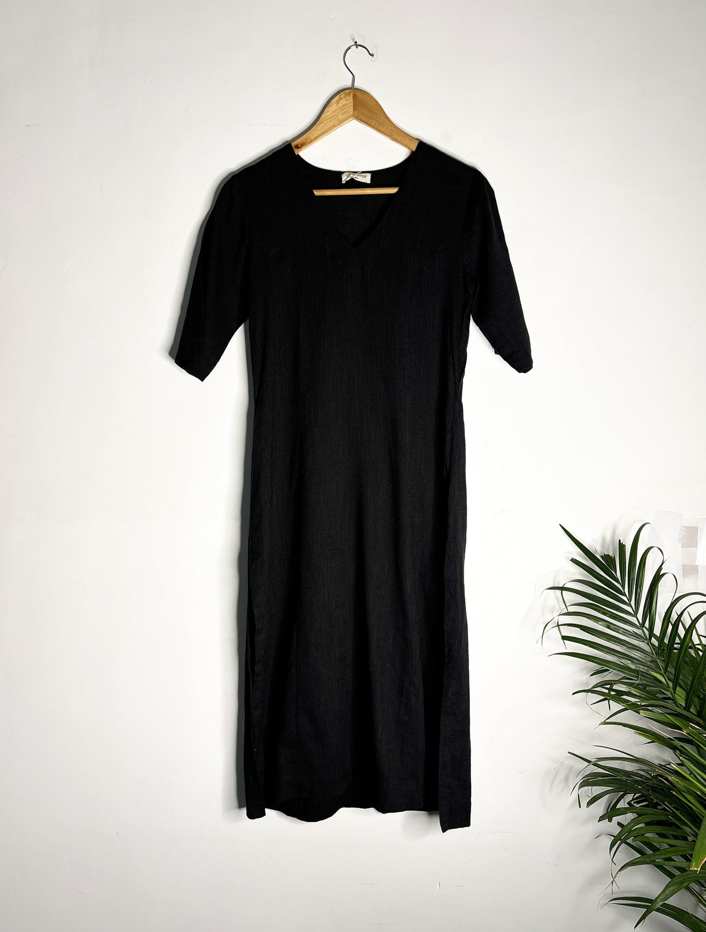 trueBrowns Black Slub Kurta | Swadesiicart