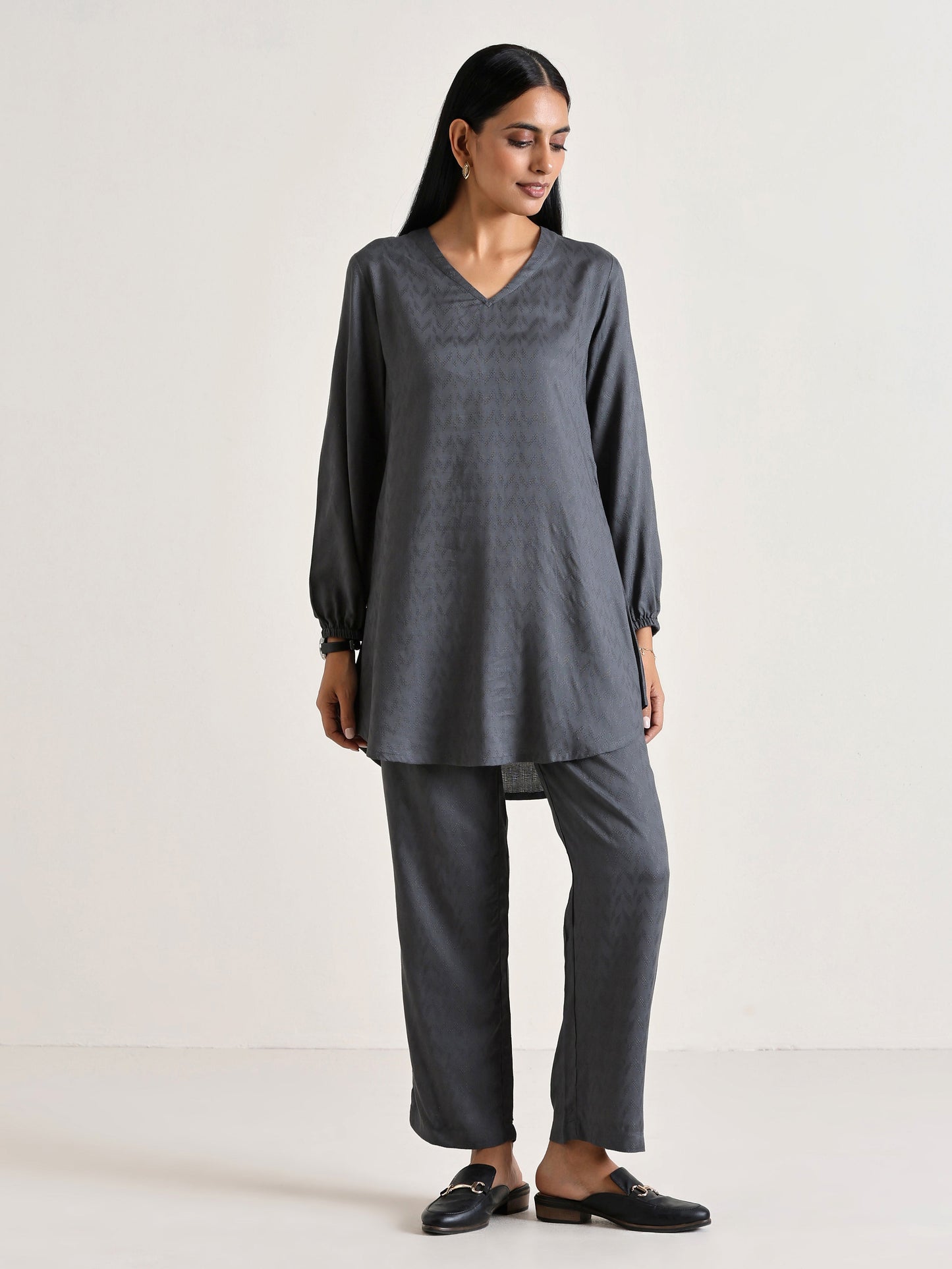 trueBrowns Grey Short Co-Ord Set - Swadesiicart