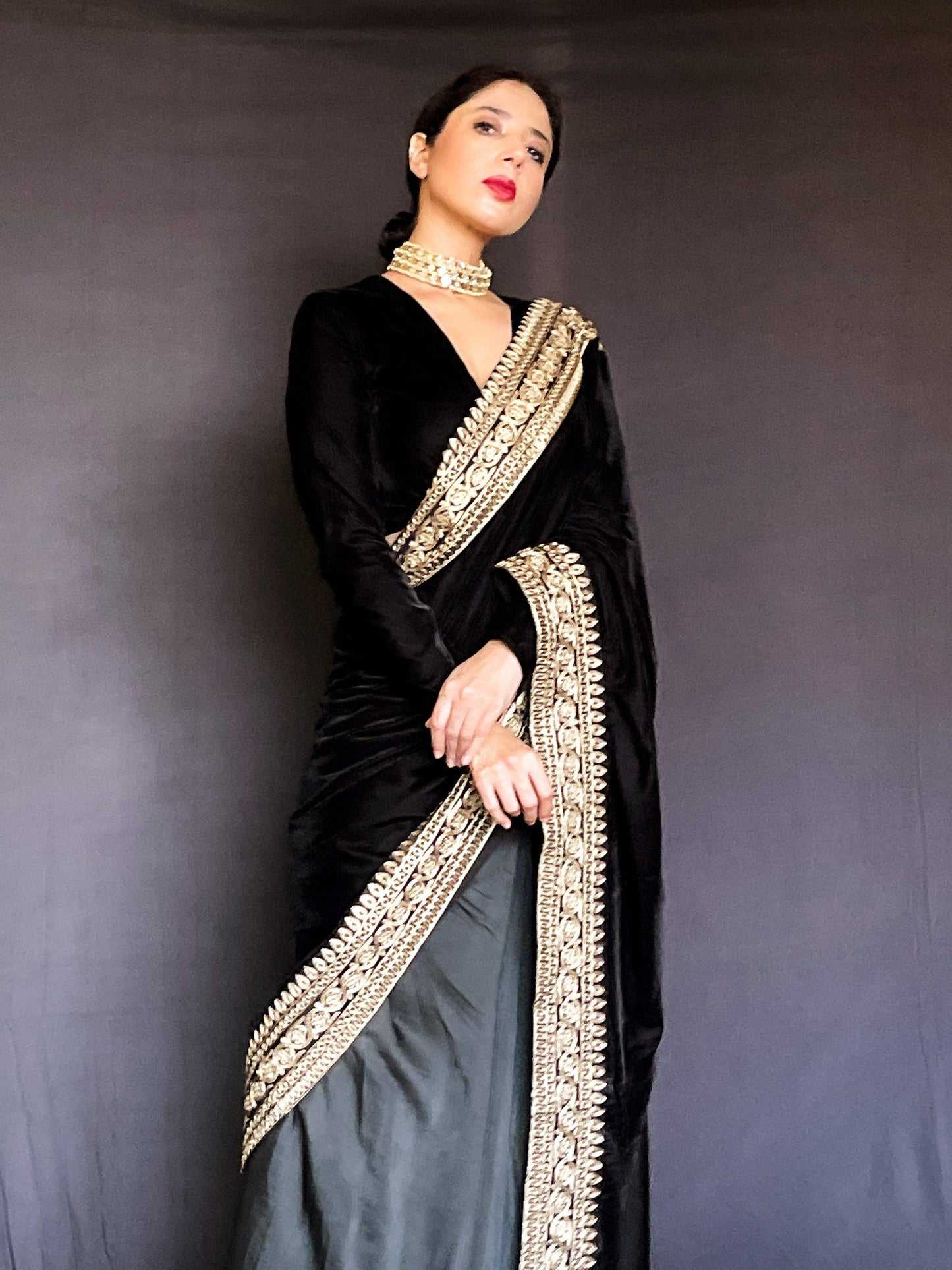 trueBrowns Velvet Silk Embroidered Ready Pleated Saree | Swadesiicart