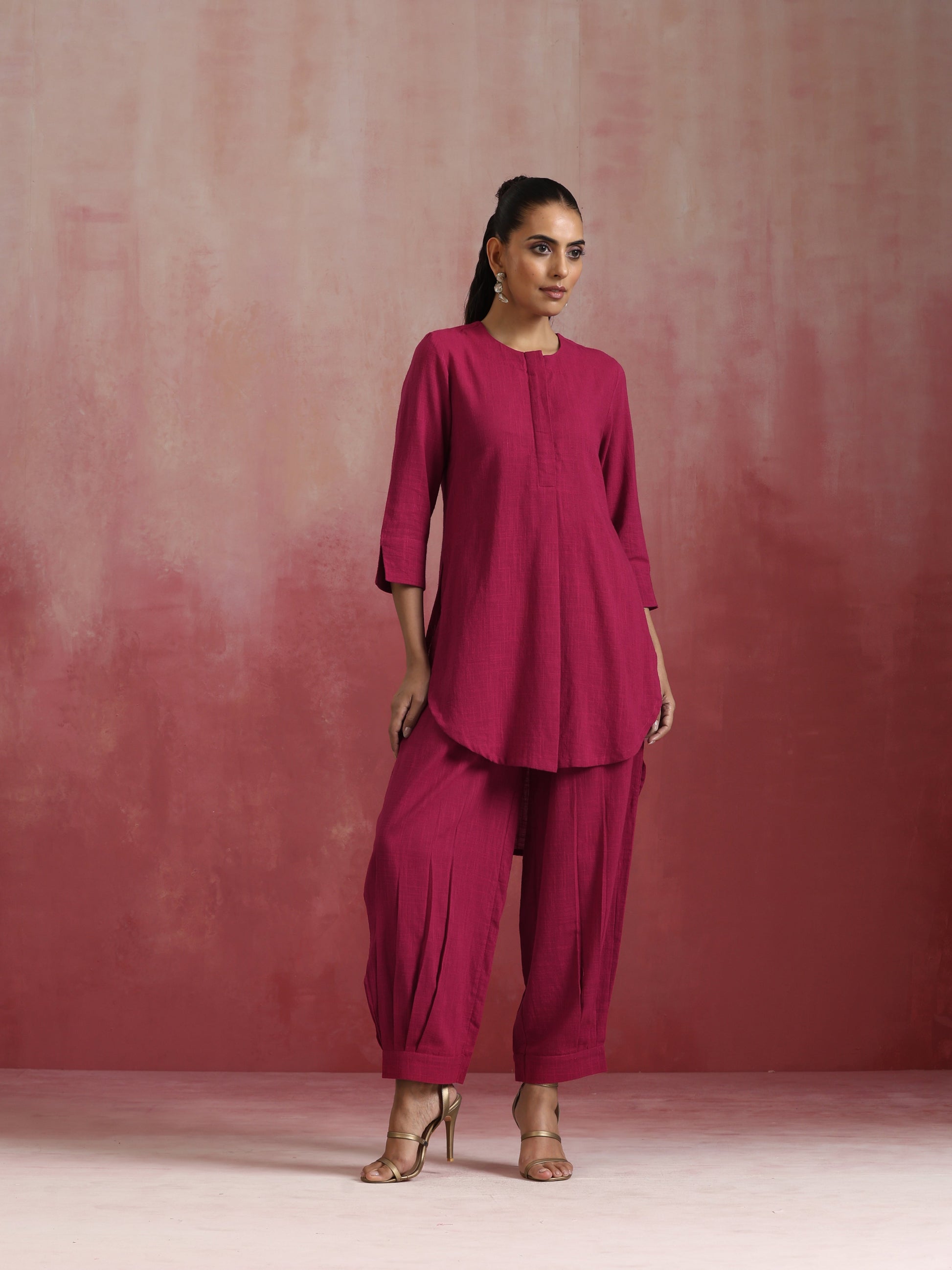 trueBrowns Magenta Cotton Kurta Co-ord set - Swadesiicart