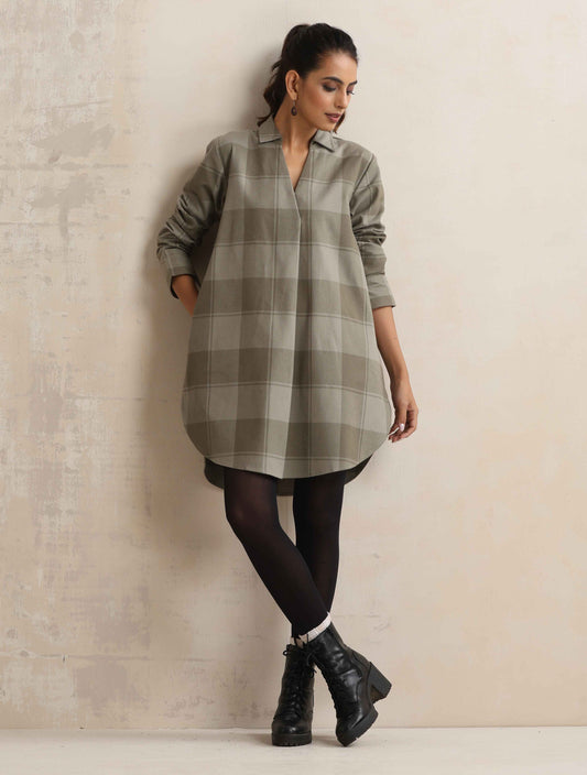 trueBrowns Green Check Pleated Winter Top | Swadesiicart