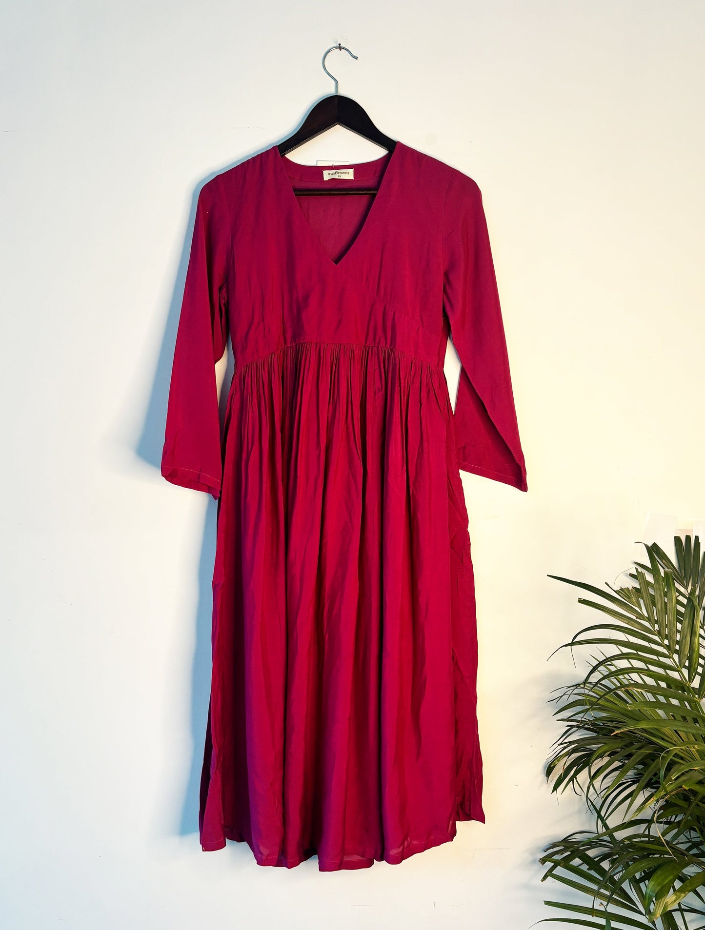 trueBrowns Pink Muslin Flared Kurta | Swadesiicart