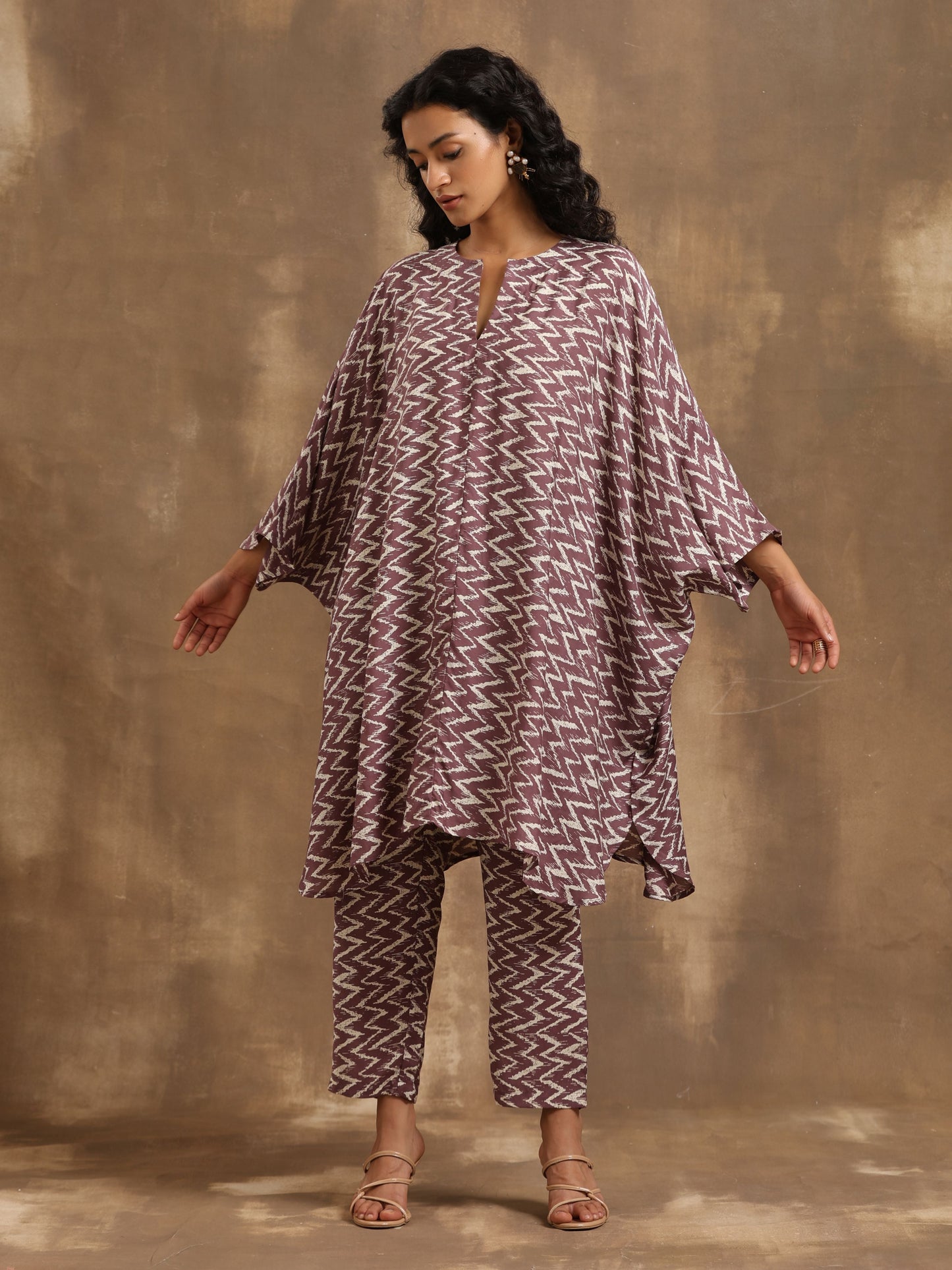 trueBrowns Dark Mauve Zig Zag Printed Silk Kaftan Co-Ord Set - Swadesiicart