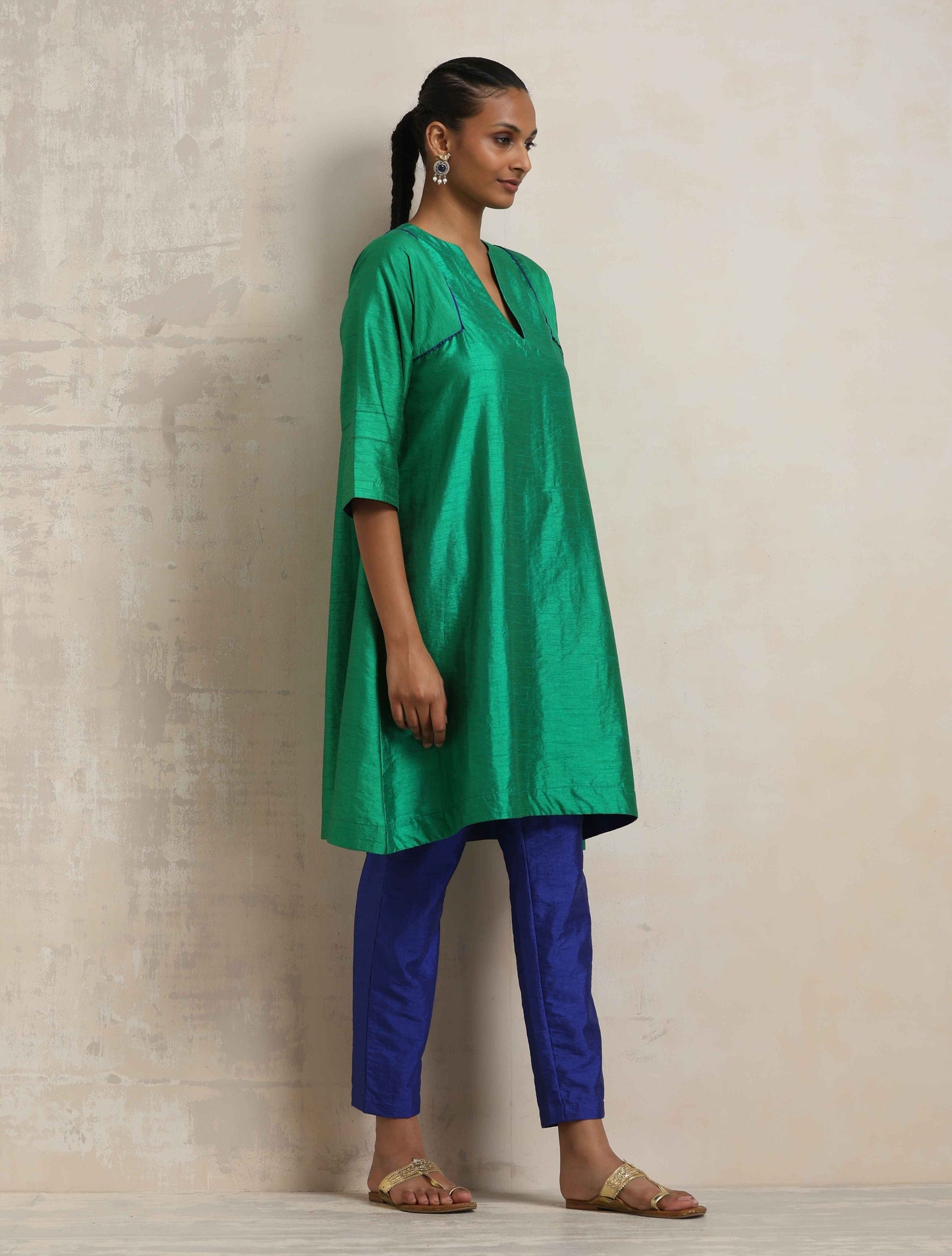 trueBrowns Bright Green Silk Kurta Co-ord Set - Swadesiicart