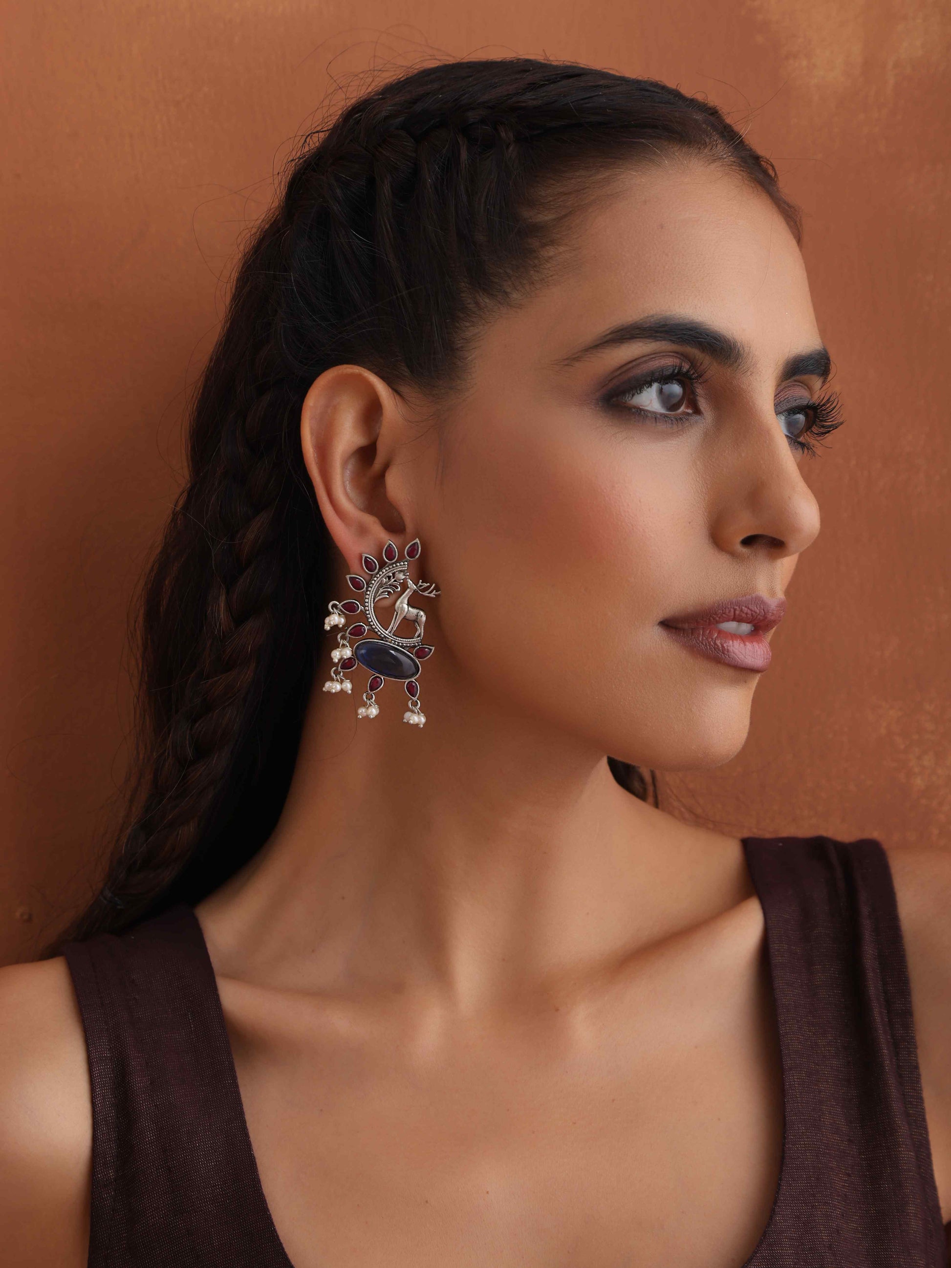 trueBrowns Silver Tone Pearl Drop Earrings | Swadesiicart