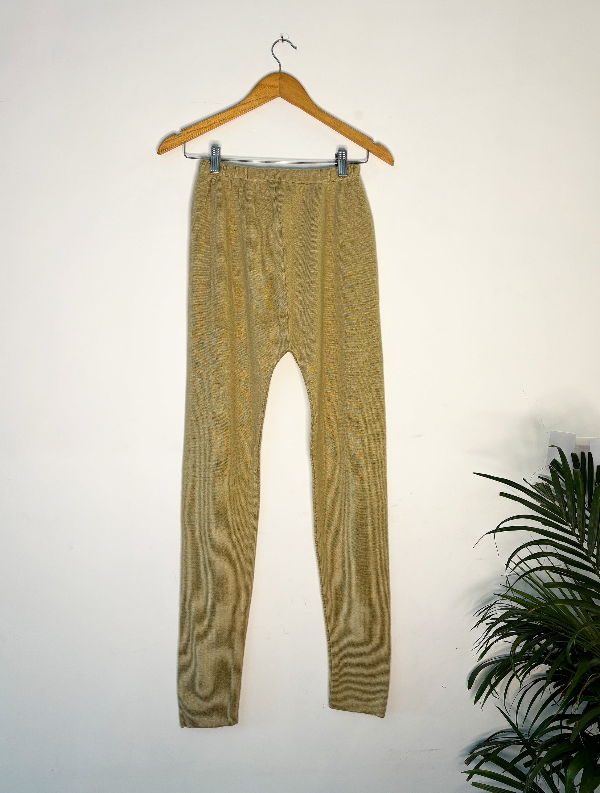 trueBrowns Beige Wollen Legging | Swadesiicart