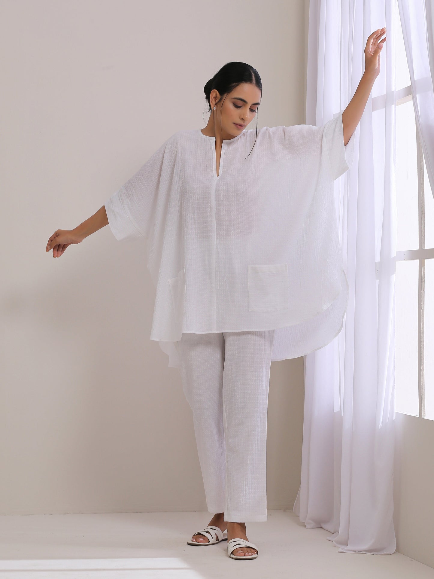 trueBrowns White Dobby Boxy Fit High Low Co-Ord Set - Swadesiicart
