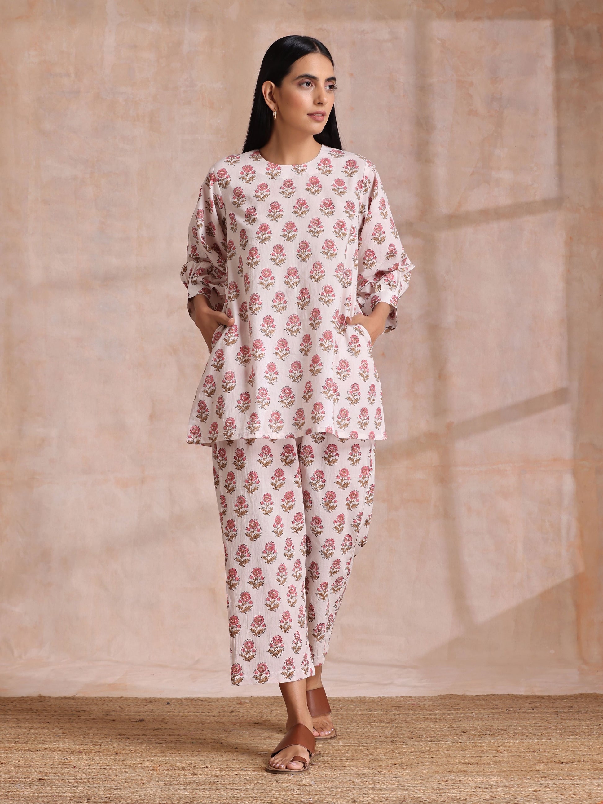 trueBrowns Pink Brown Buta On White Block Print Cotton Baggy Sleeve Co-Ord Set - Swadesiicart